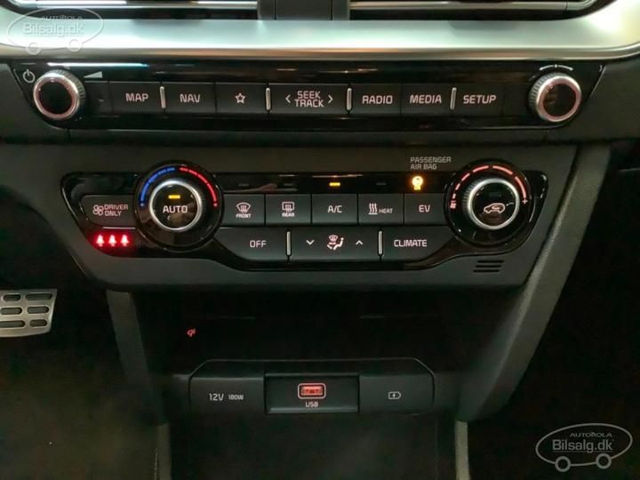 Photo 17 VIN: KNACC81GFM5088402 - KIA NIRO SUV 