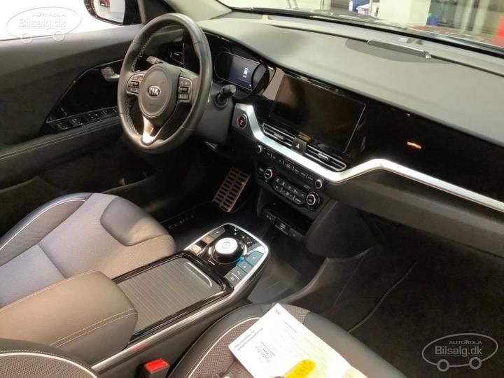 Photo 9 VIN: KNACC81GFM5088402 - KIA NIRO SUV 