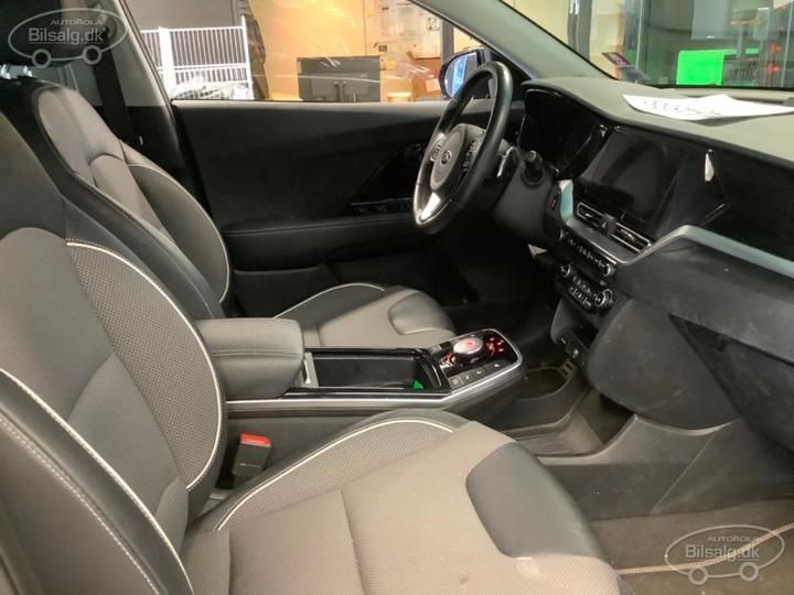 Photo 16 VIN: KNACC81GFM5088575 - KIA NIRO SUV 