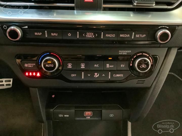 Photo 16 VIN: KNACC81GFM5088578 - KIA NIRO SUV 