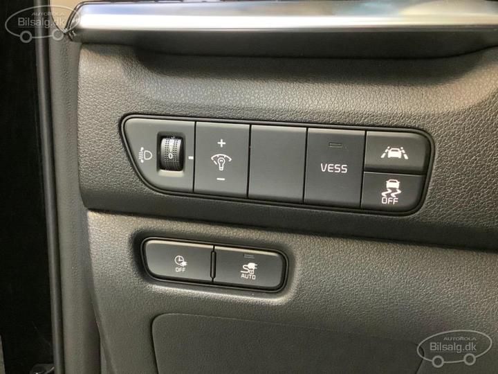 Photo 13 VIN: KNACC81GFM5097016 - KIA NIRO SUV 