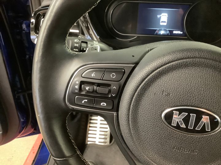 Photo 17 VIN: KNACC81GFM5099631 - KIA NIRO 