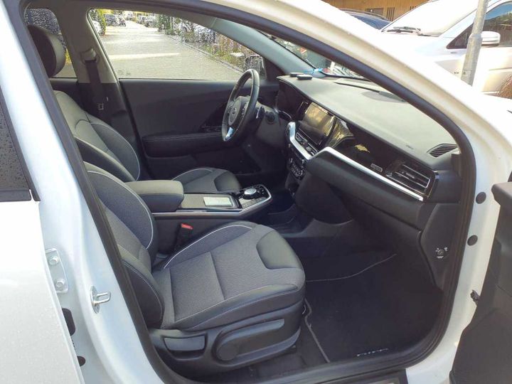 Photo 5 VIN: KNACC81GFM5104151 - KIA E-NIRO 