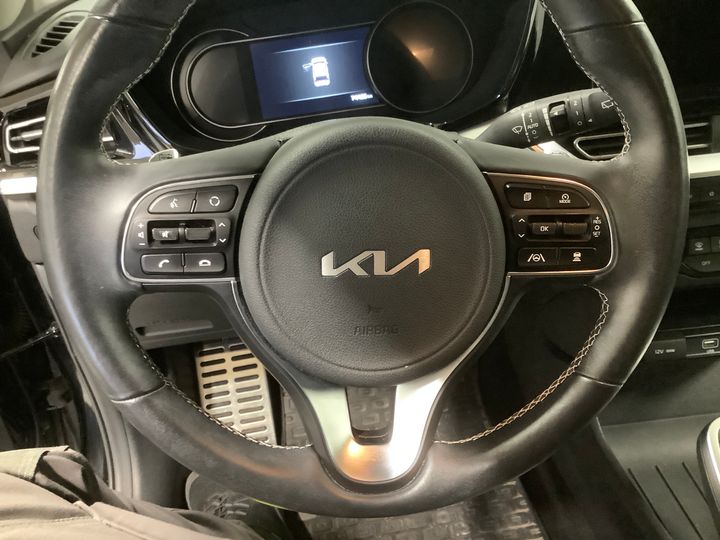 Photo 10 VIN: KNACC81GFN5117301 - KIA NIRO 