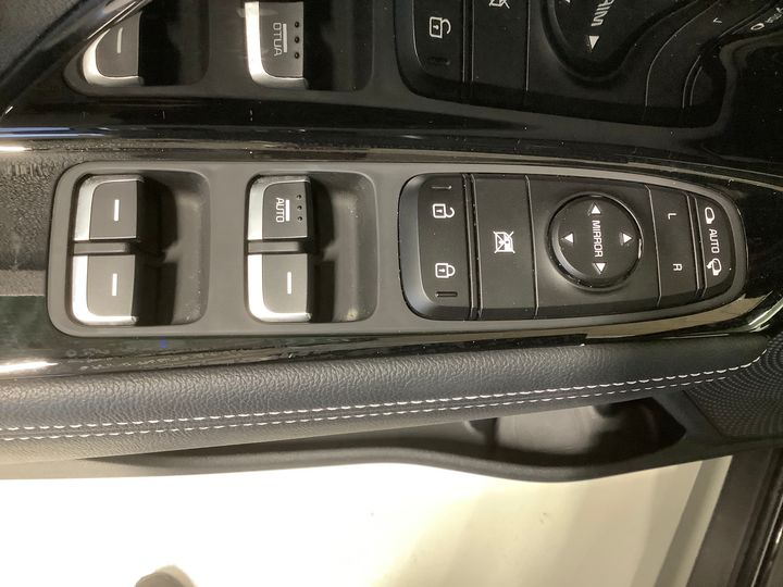 Photo 22 VIN: KNACC81GFN5117301 - KIA NIRO 