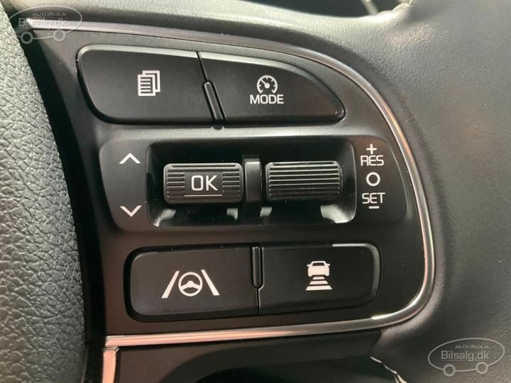 Photo 13 VIN: KNACC81GFN5119040 - KIA NIRO SUV 