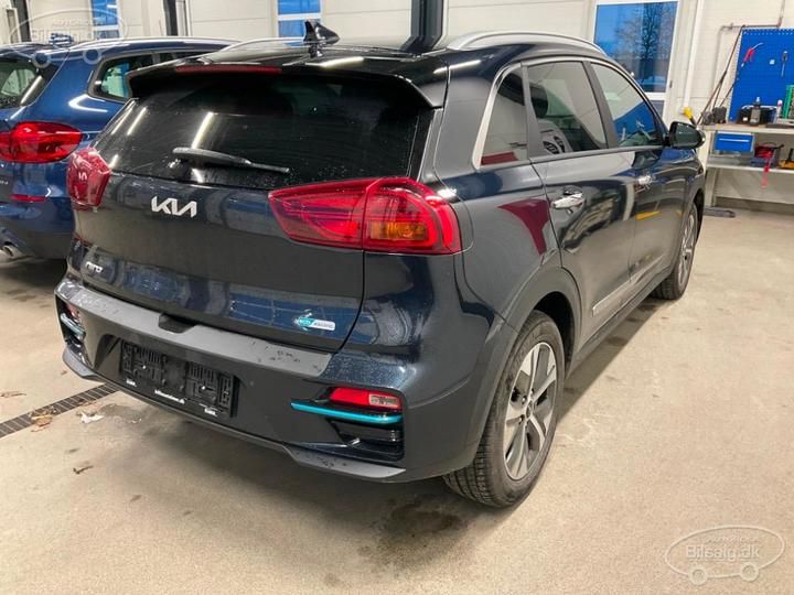 Photo 21 VIN: KNACC81GFN5123299 - KIA NIRO SUV 