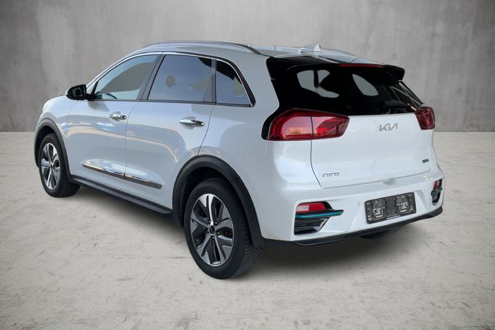 Photo 15 VIN: KNACC81GFN5123338 - KIA NIRO 