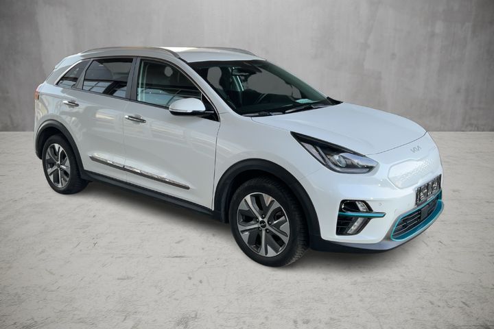 Photo 18 VIN: KNACC81GFN5123338 - KIA NIRO 