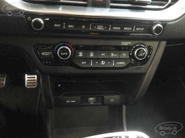 Photo 7 VIN: KNACC81GFN5123942 - KIA NIRO SUV 