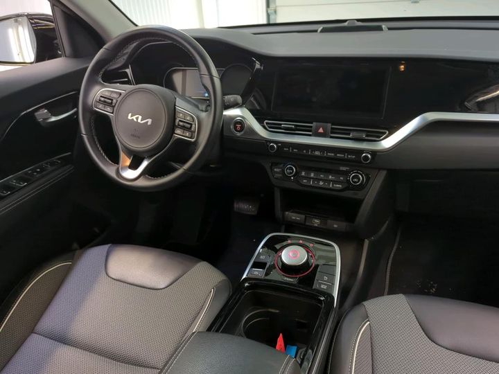 Photo 5 VIN: KNACC81GFN5157930 - KIA NIRO 