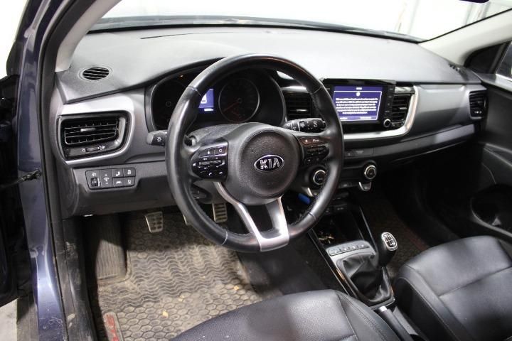 Photo 9 VIN: KNAD6811AJ6153525 - KIA STONIC SUV 