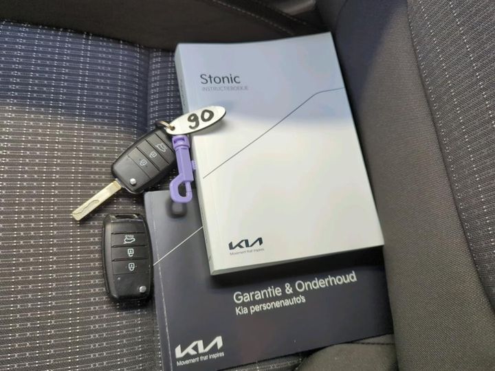 Photo 8 VIN: KNAD6817AN6632987 - KIA STONIC 