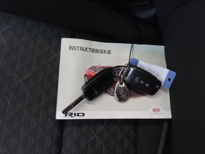 Photo 12 VIN: KNADA511AH6035890 - KIA RIO 