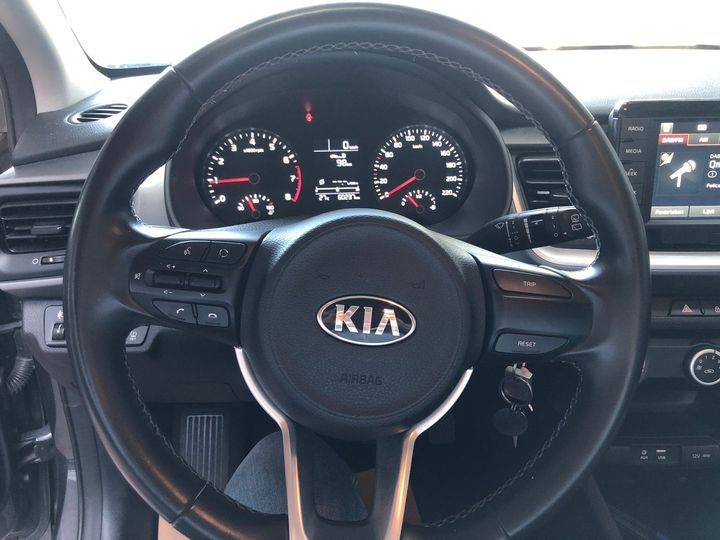 Photo 10 VIN: KNADA811AL6397124 - KIA STONIC 