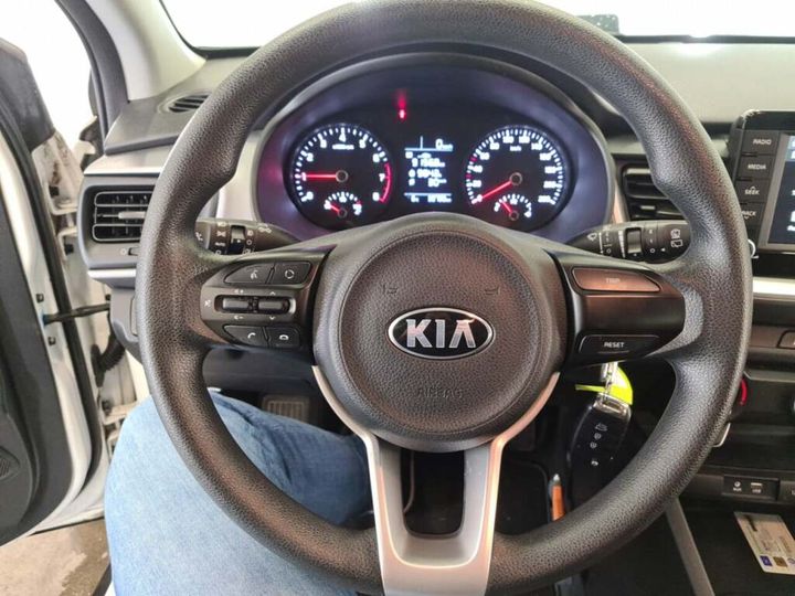 Photo 14 VIN: KNADA812AJ6133945 - KIA STONIC 