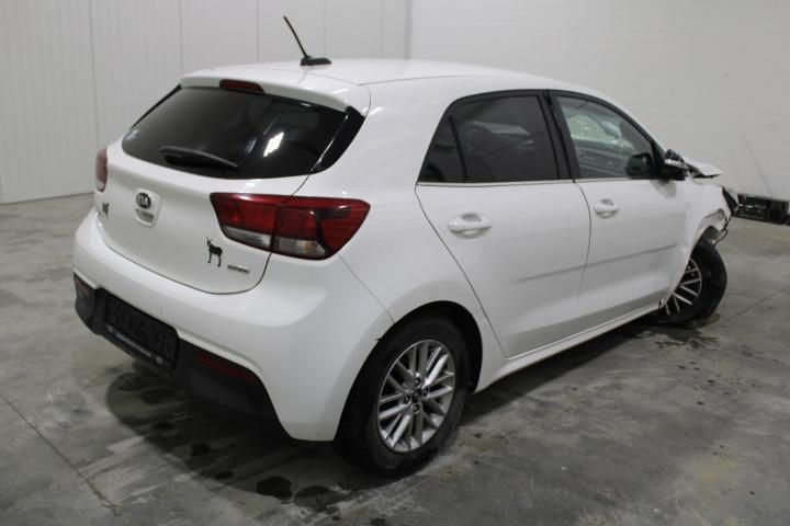 Photo 3 VIN: KNADD513AJ6096720 - KIA RIO HATCHBACK 