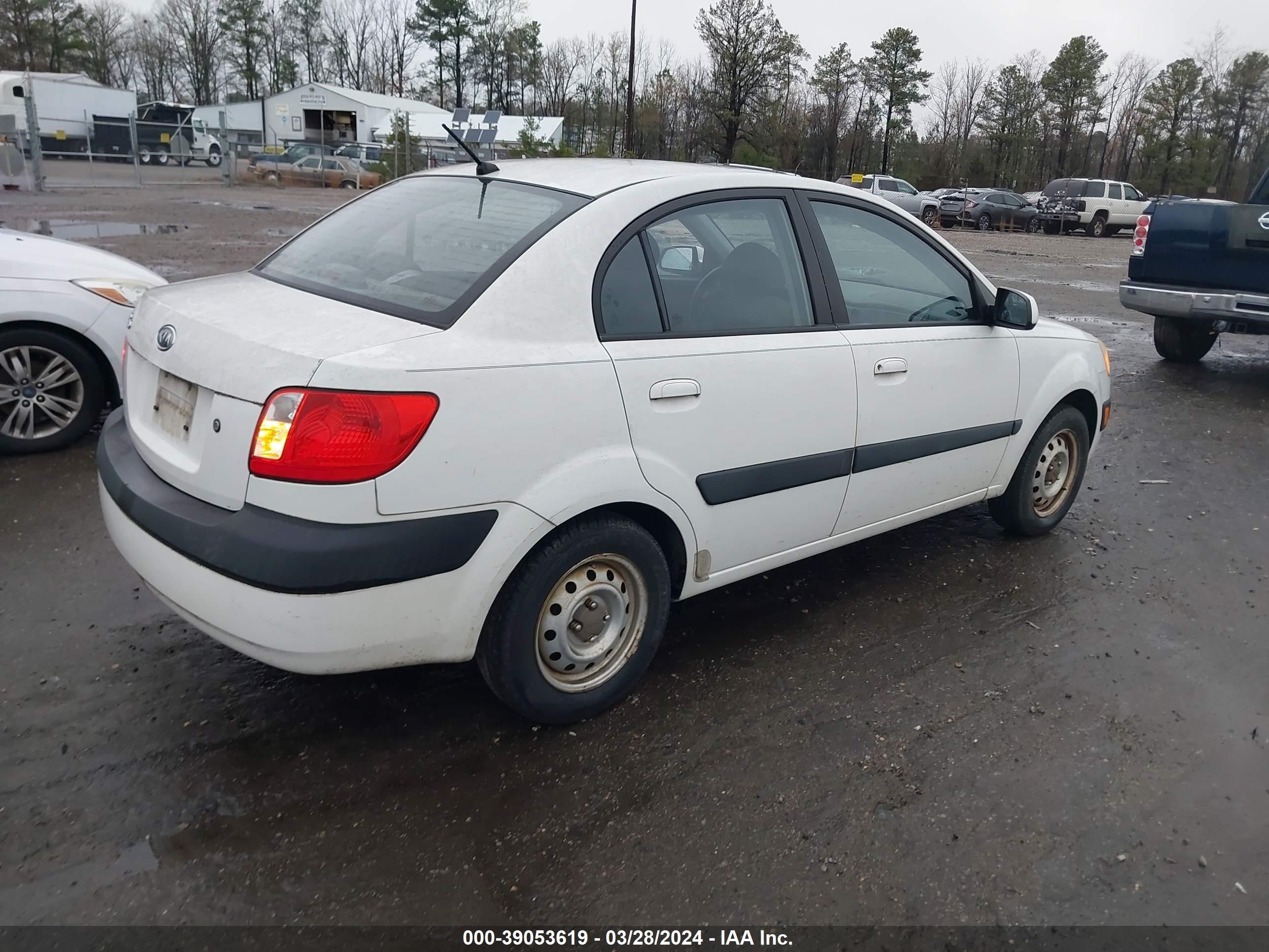 Photo 3 VIN: KNADE123066150967 - KIA RIO 