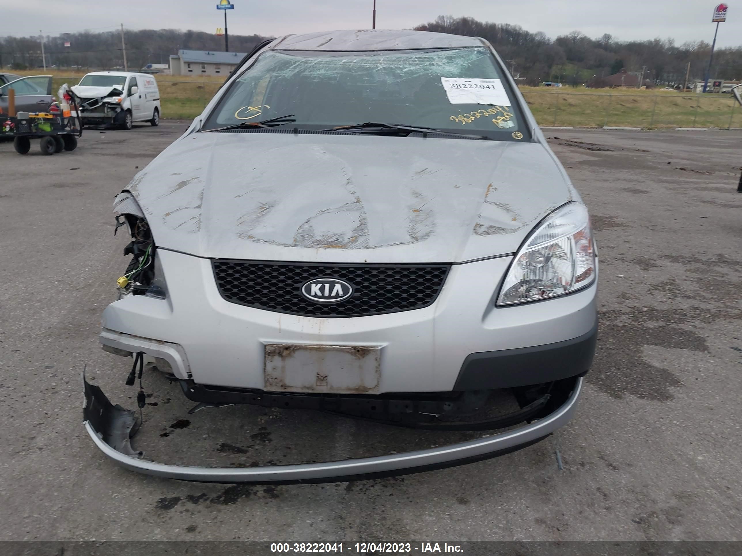 Photo 11 VIN: KNADE123376273387 - KIA RIO 