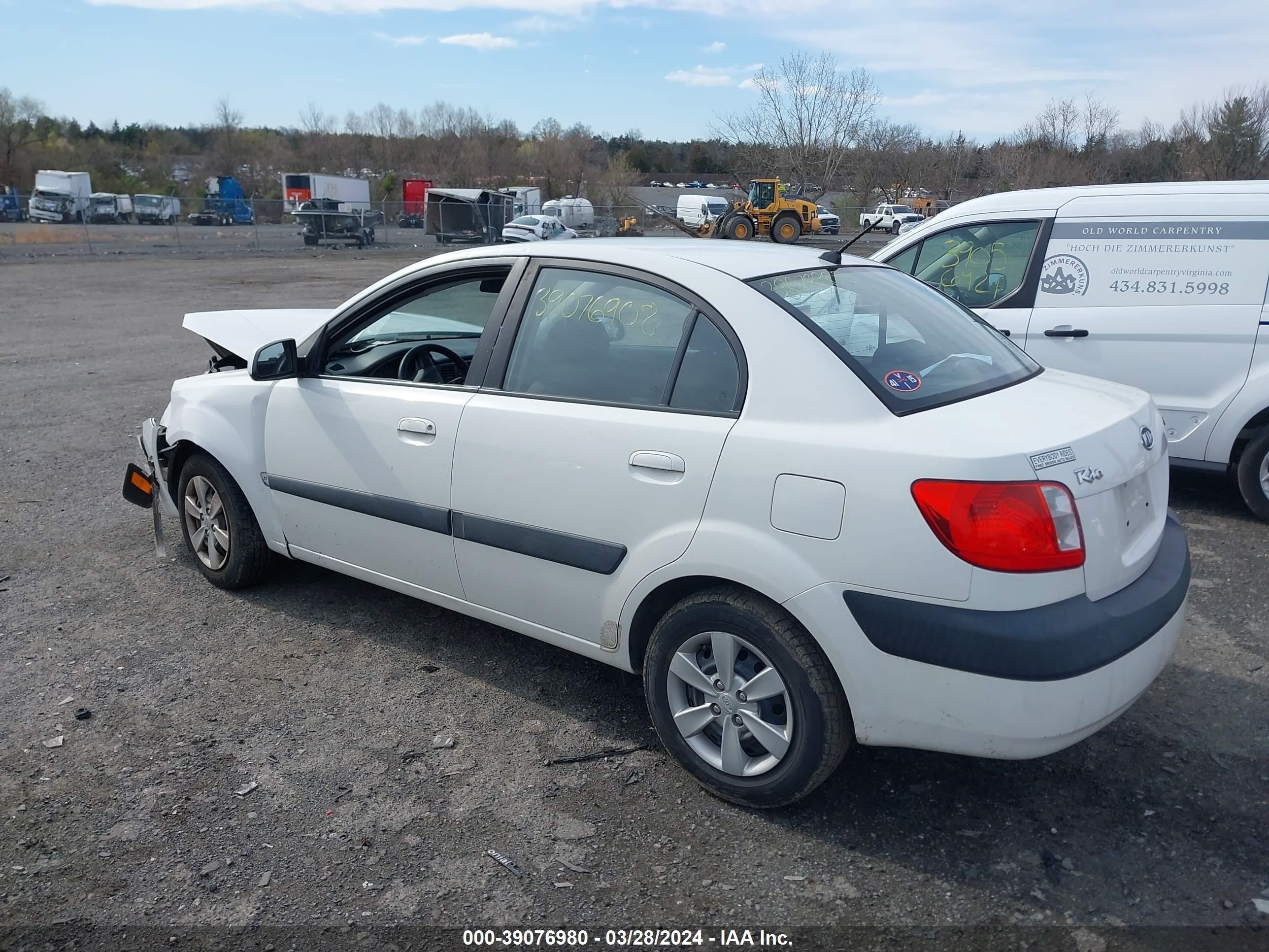 Photo 2 VIN: KNADE123386306907 - KIA RIO 