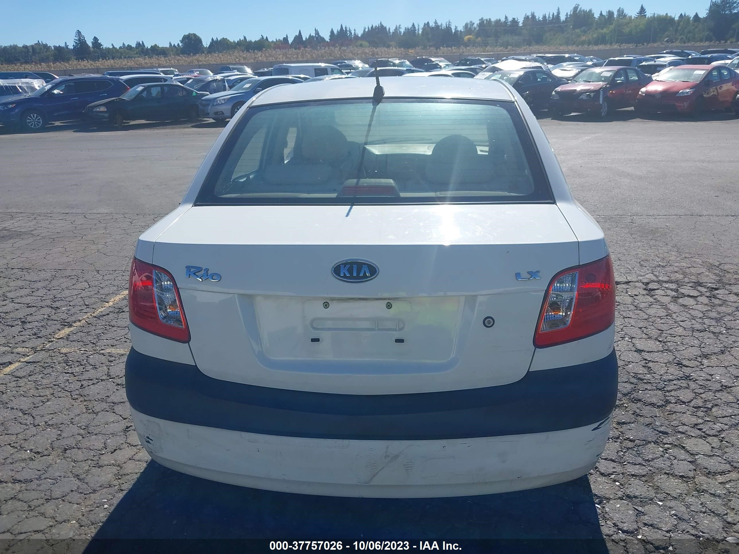 Photo 14 VIN: KNADE123776258410 - KIA RIO 