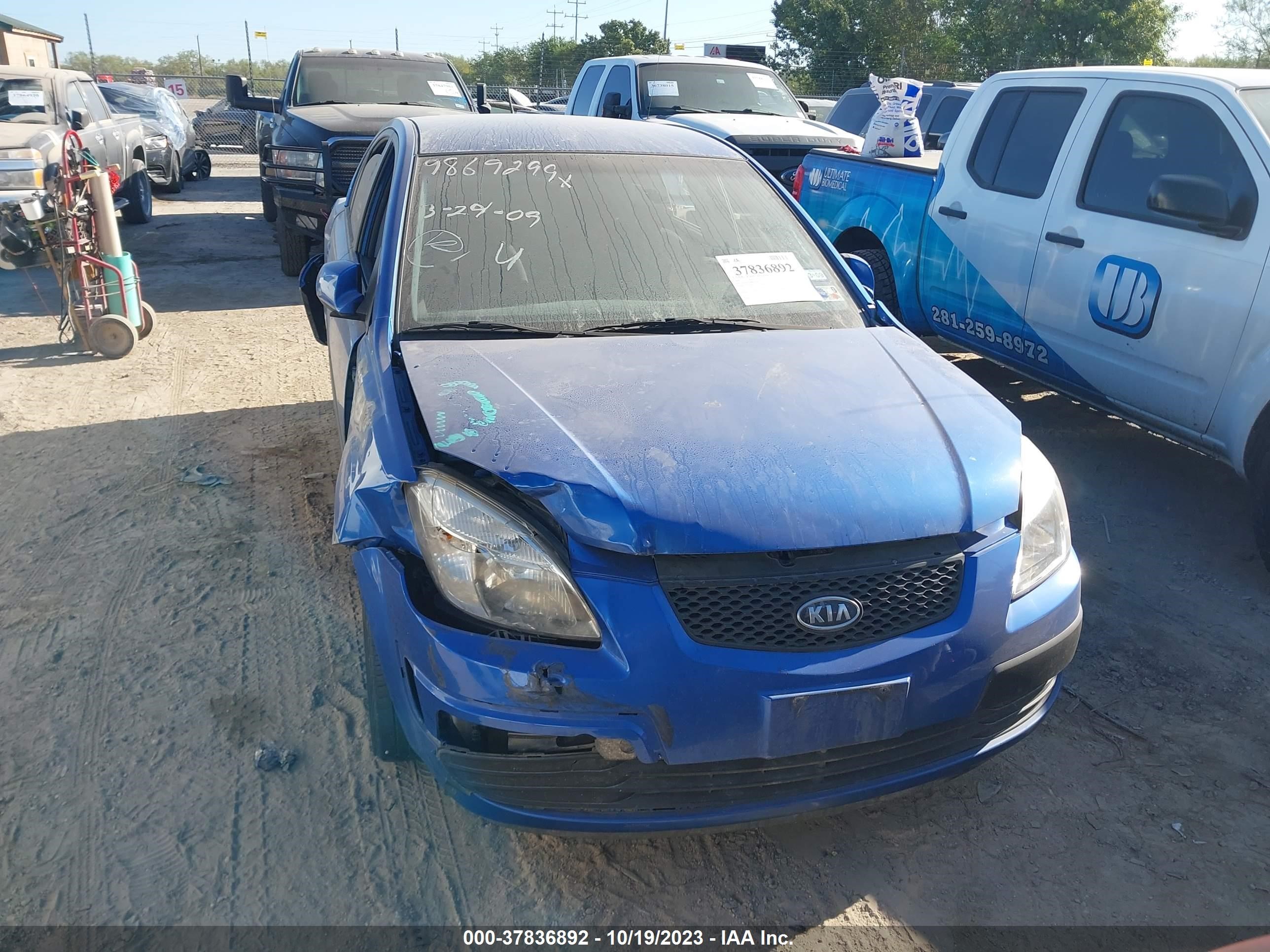 Photo 11 VIN: KNADE123966090638 - KIA RIO 