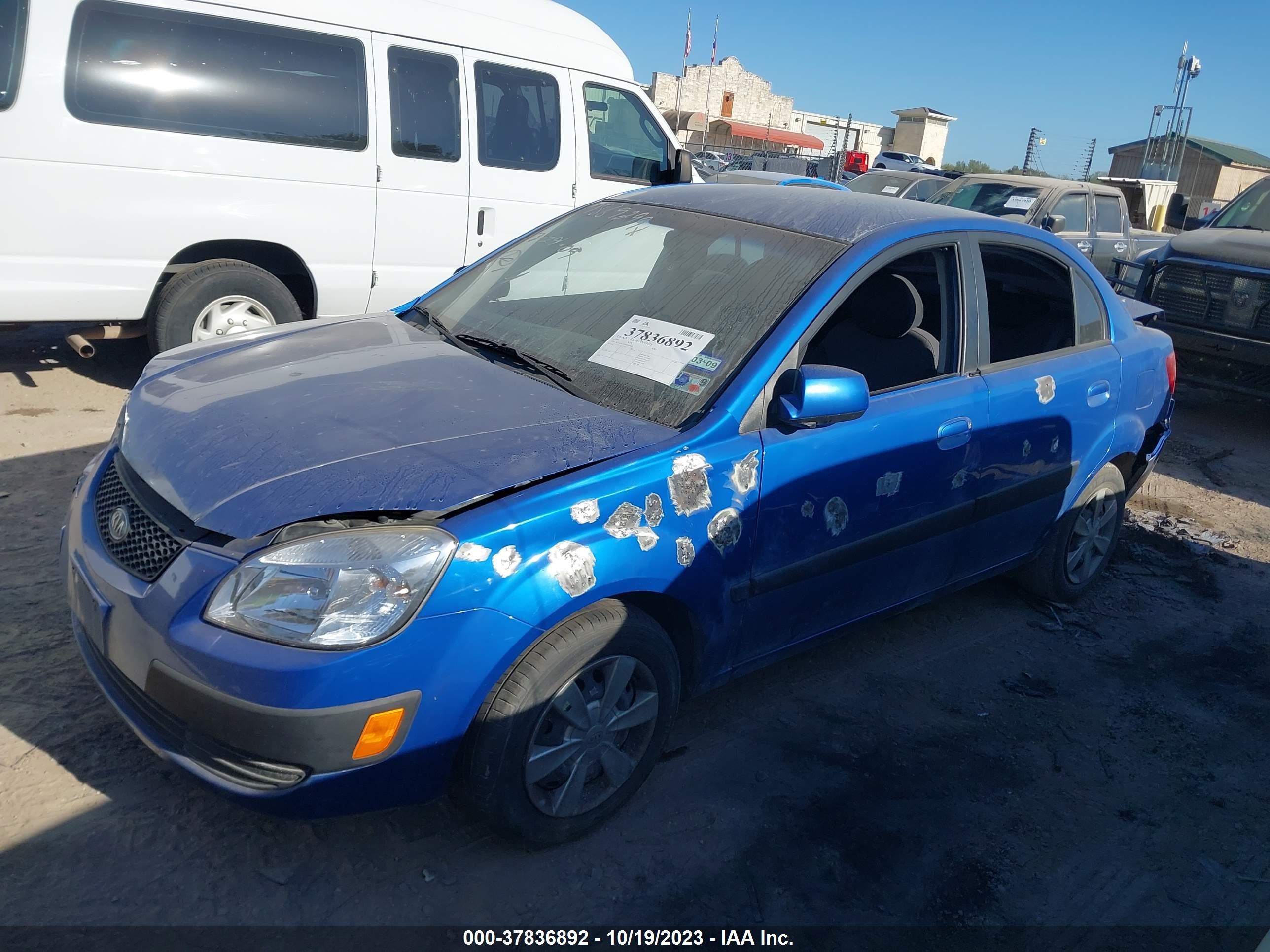 Photo 13 VIN: KNADE123966090638 - KIA RIO 