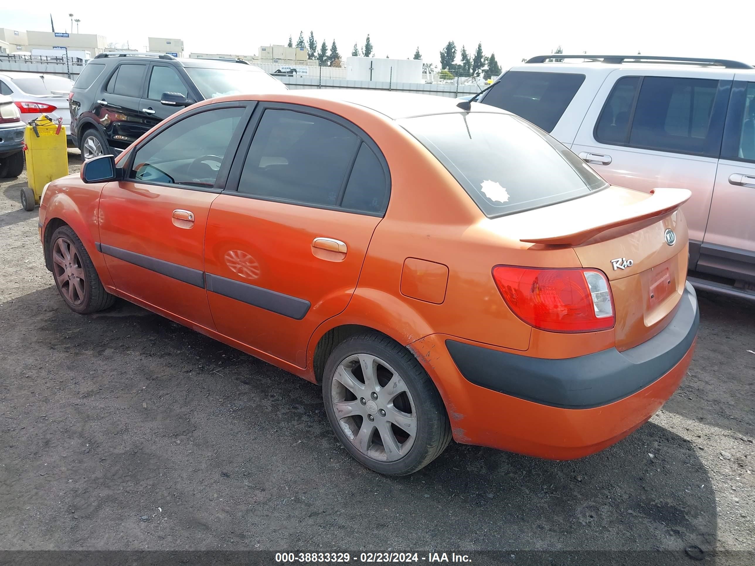 Photo 2 VIN: KNADE123976232813 - KIA RIO 