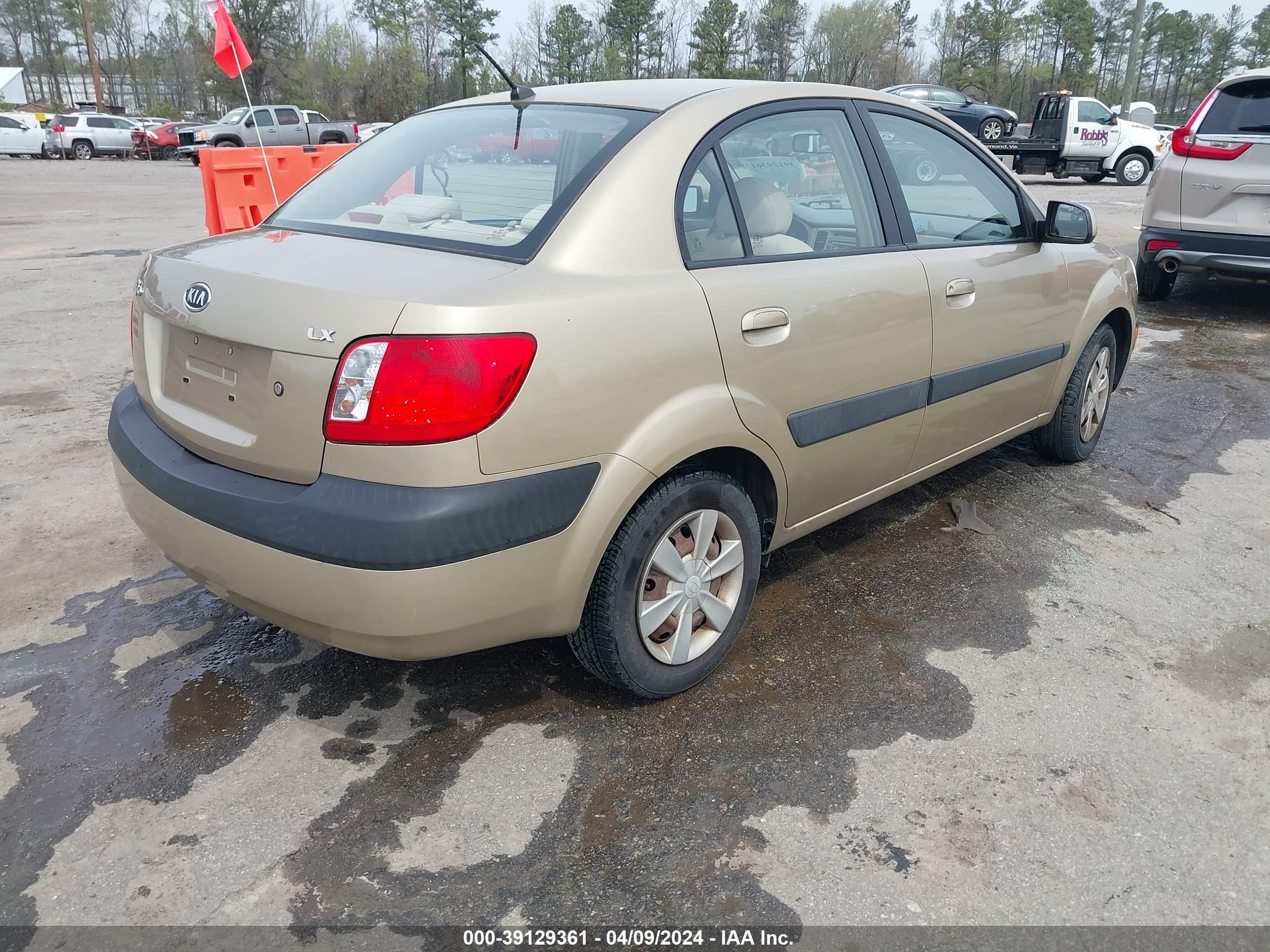 Photo 3 VIN: KNADE123X66183510 - KIA RIO 