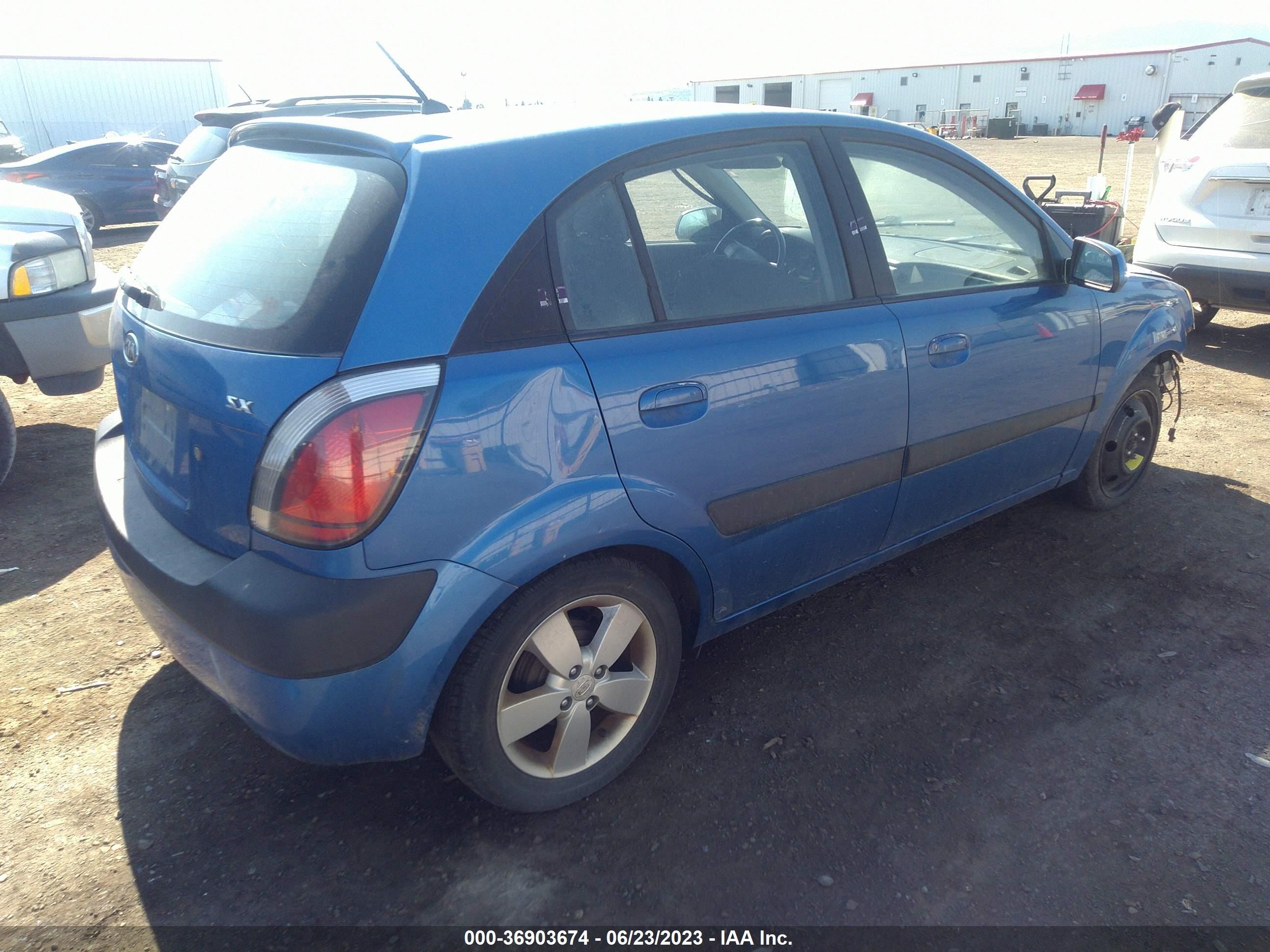 Photo 4 VIN: KNADE163276286545 - KIA RIO 