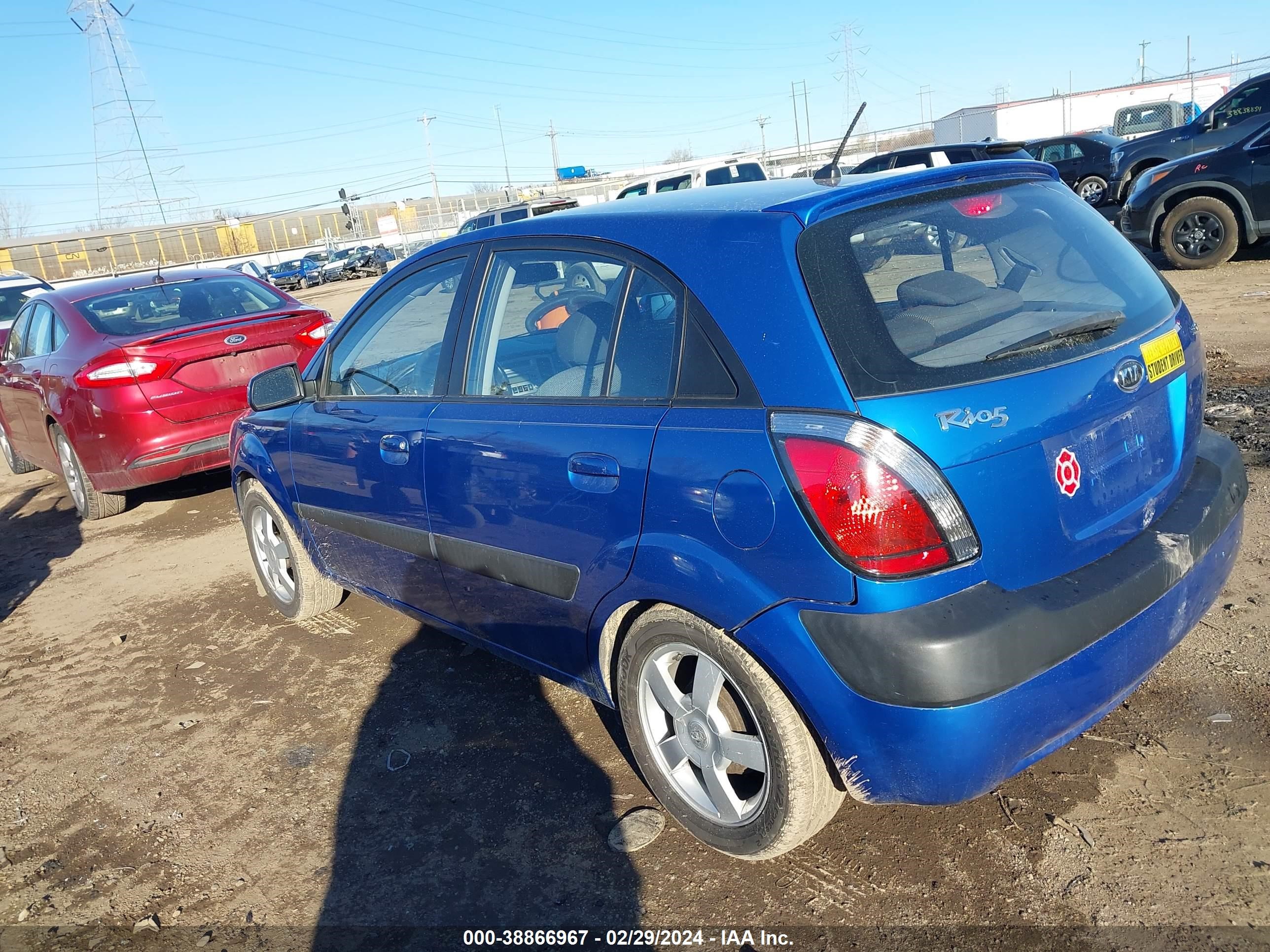 Photo 2 VIN: KNADE163366109727 - KIA RIO 