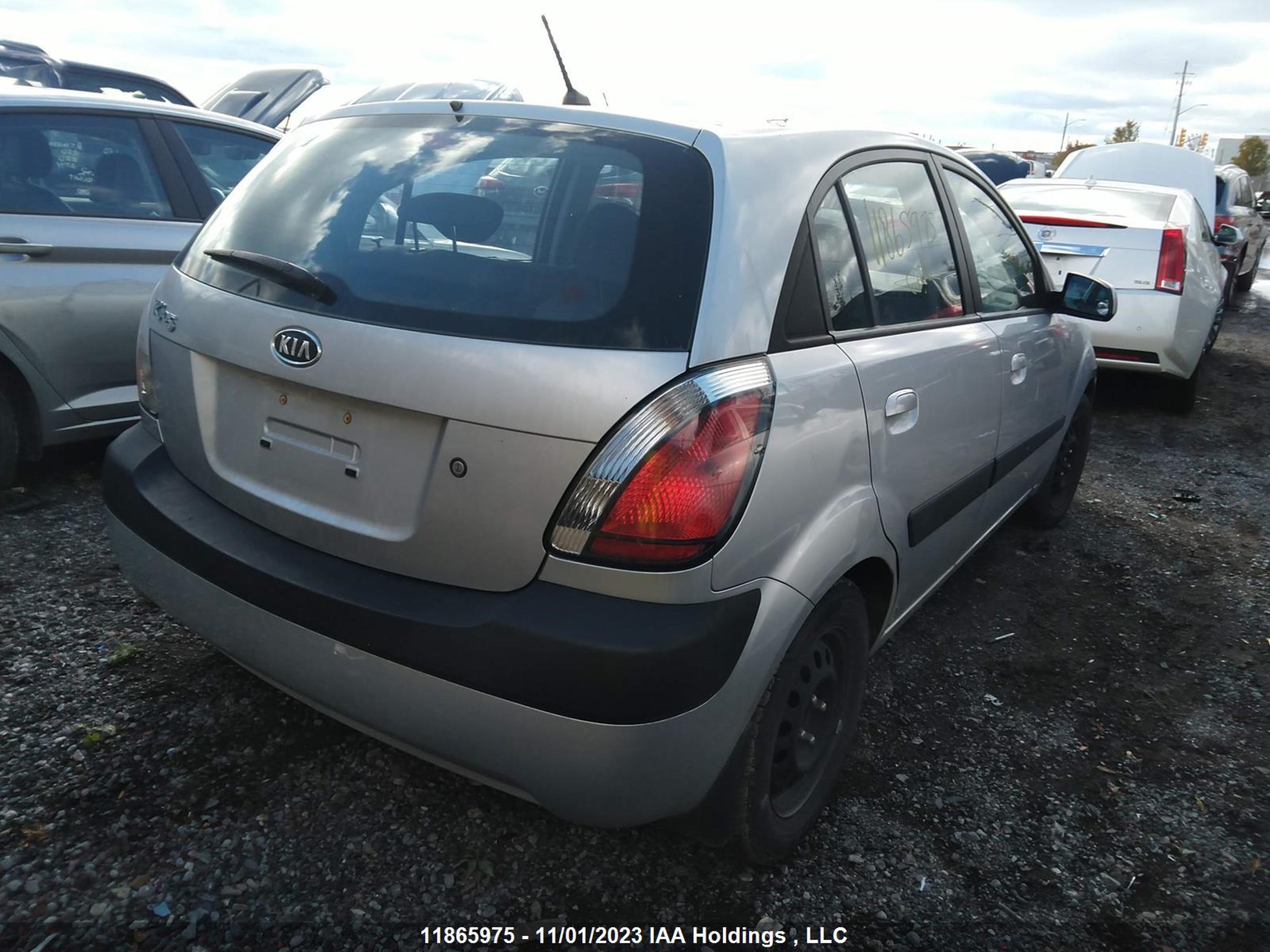 Photo 3 VIN: KNADE163986398762 - KIA RIO 