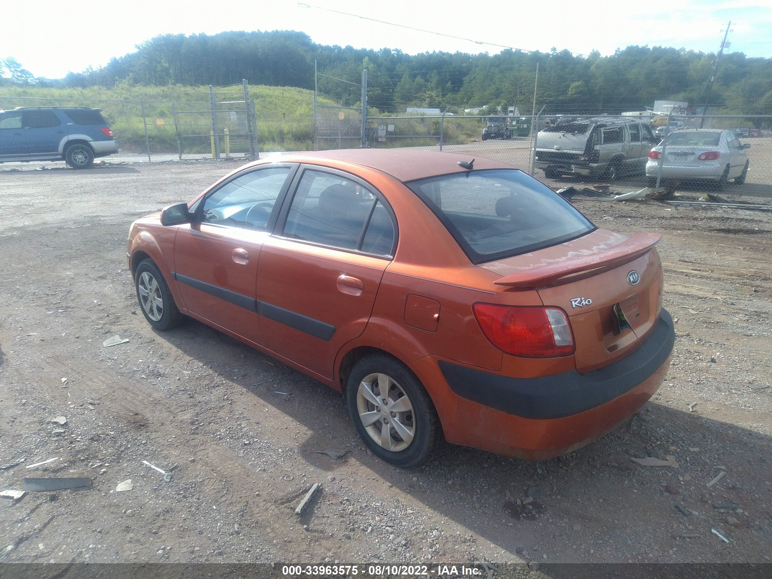 Photo 2 VIN: KNADE223496571777 - KIA RIO 