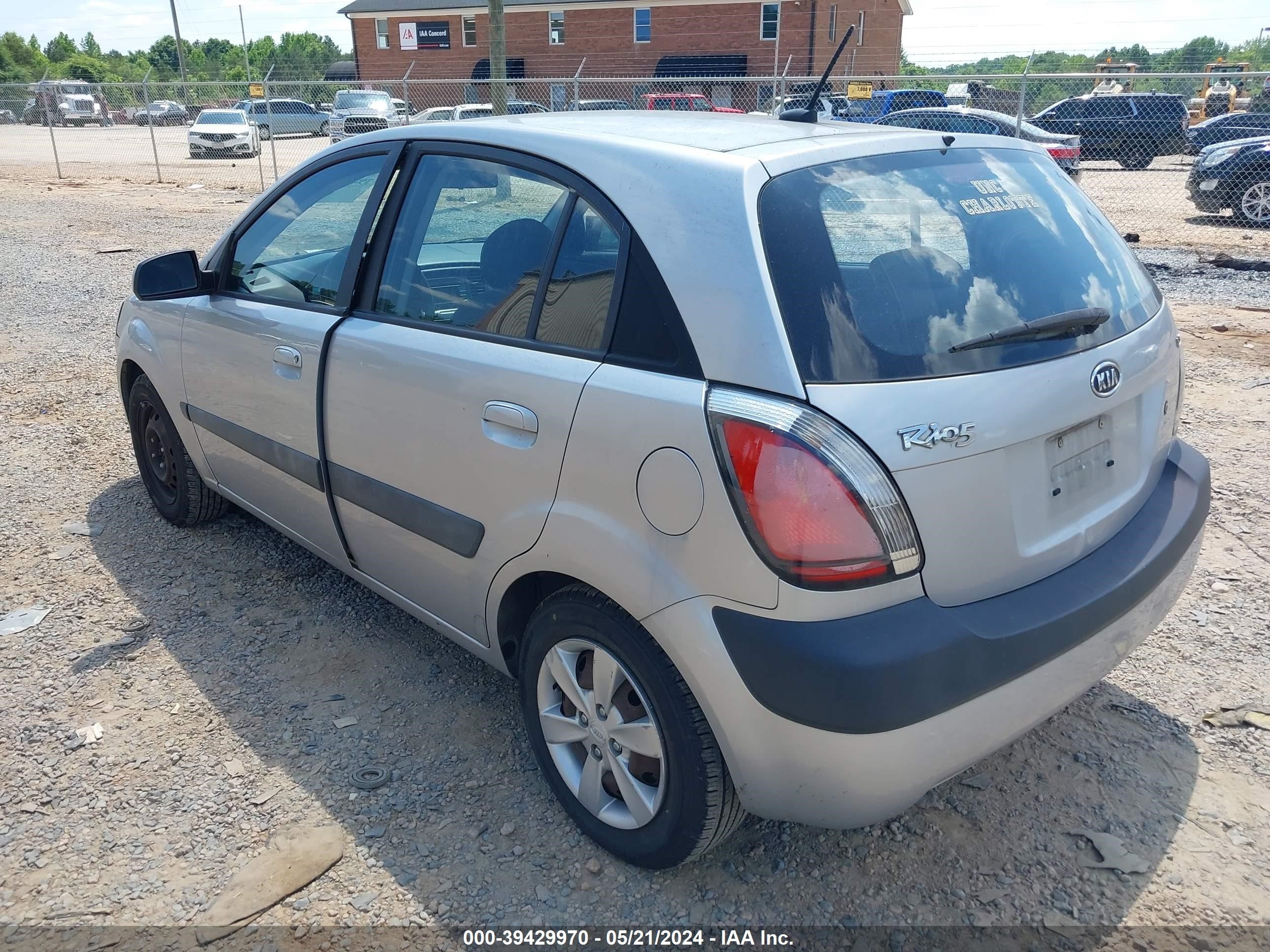 Photo 2 VIN: KNADE243196567120 - KIA RIO 