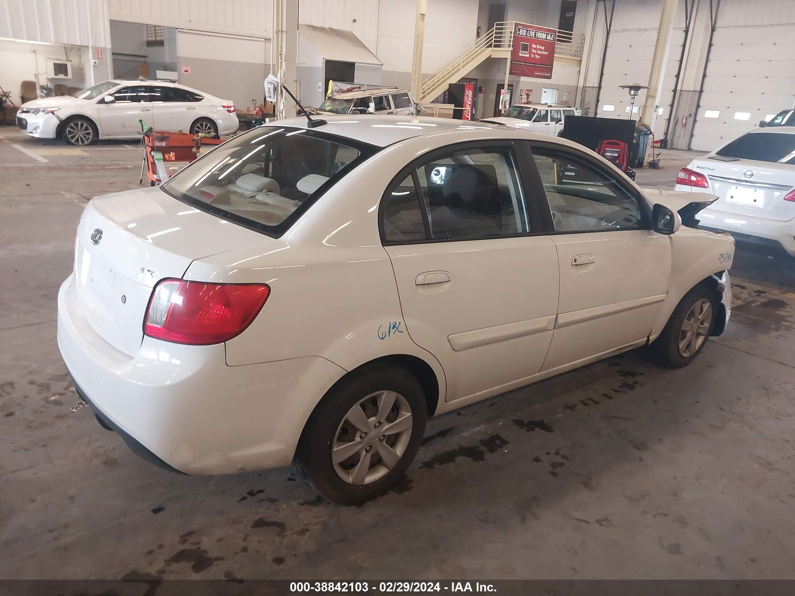 Photo 3 VIN: KNADH4A32B6749759 - KIA RIO 