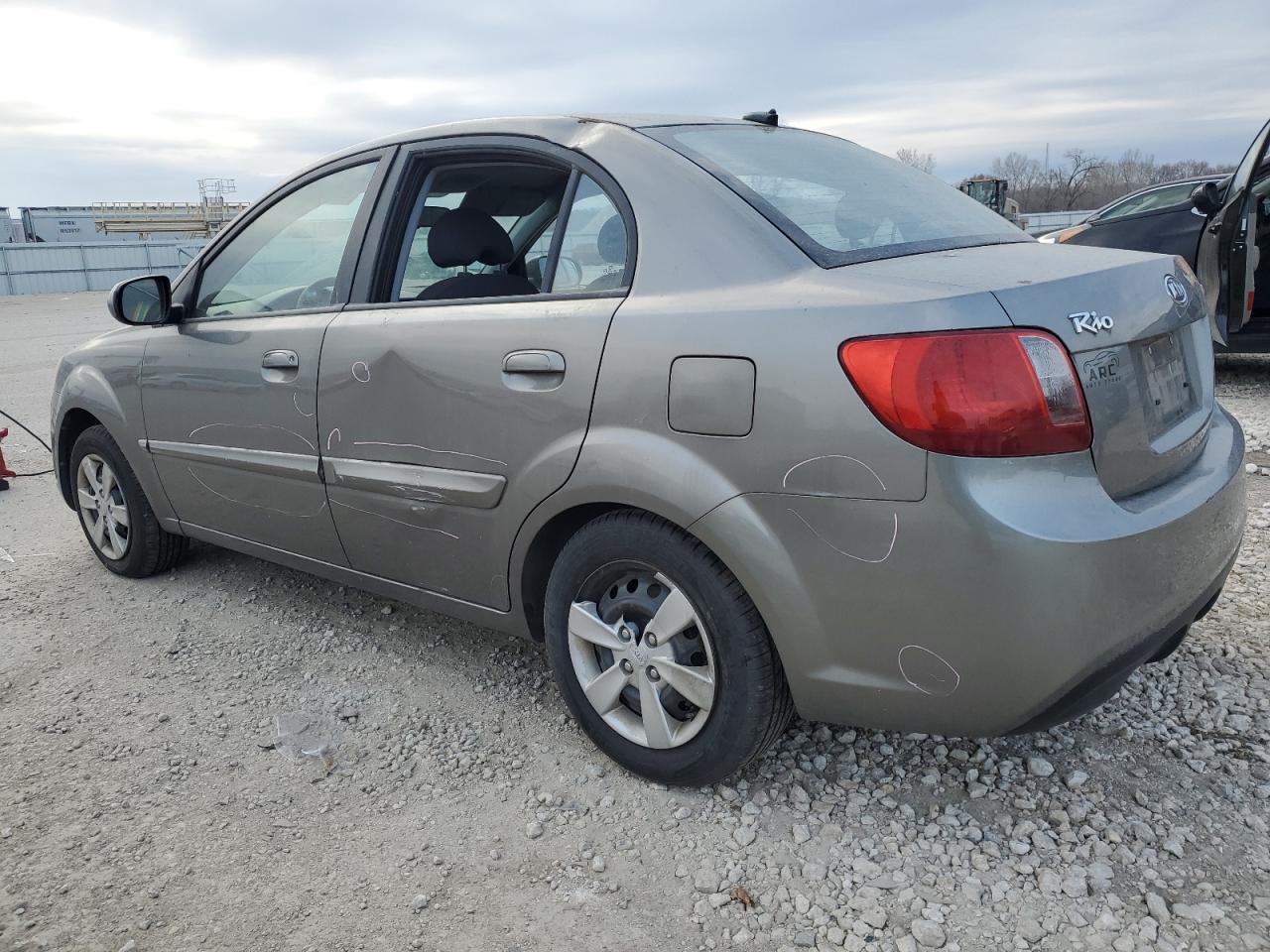 Photo 1 VIN: KNADH4A33B6737829 - KIA RIO 