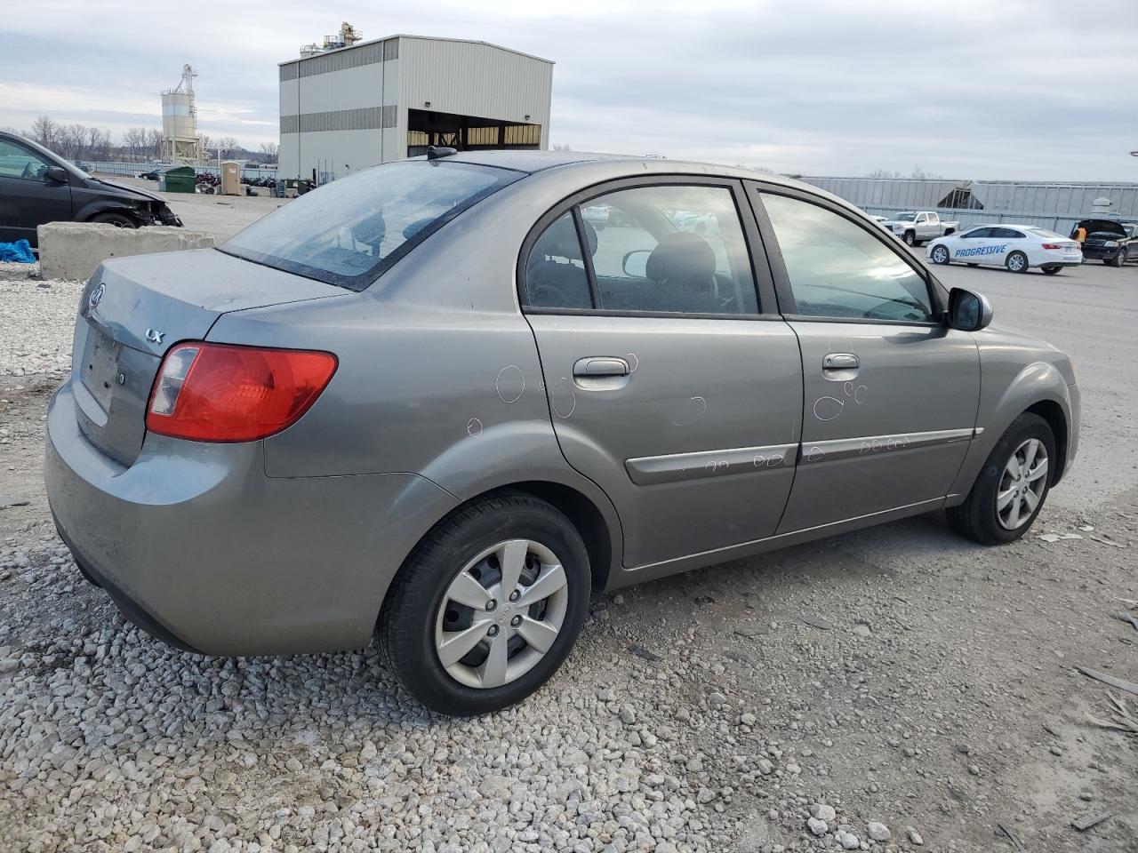 Photo 2 VIN: KNADH4A33B6737829 - KIA RIO 