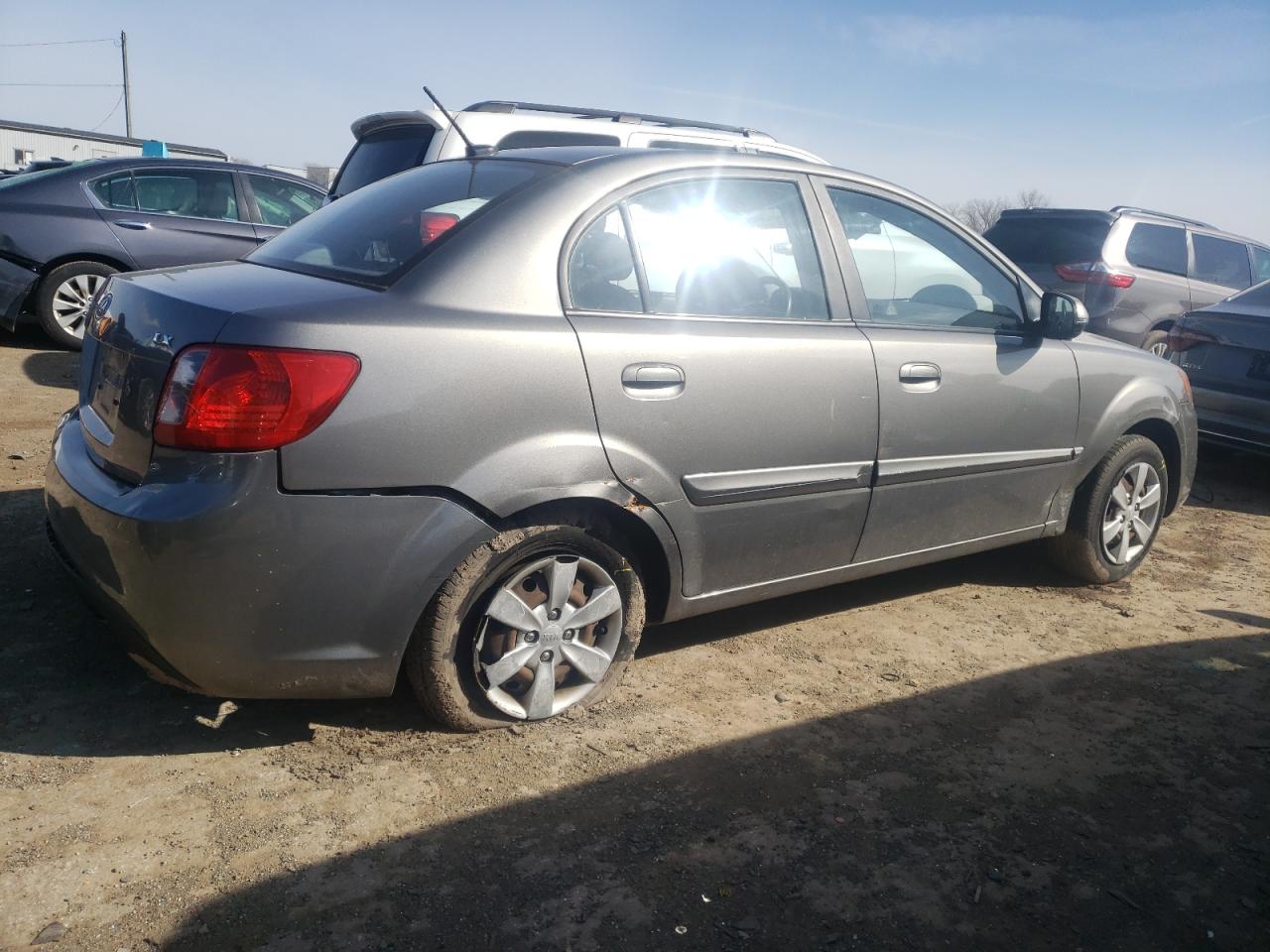 Photo 2 VIN: KNADH4A33B6868260 - KIA RIO 