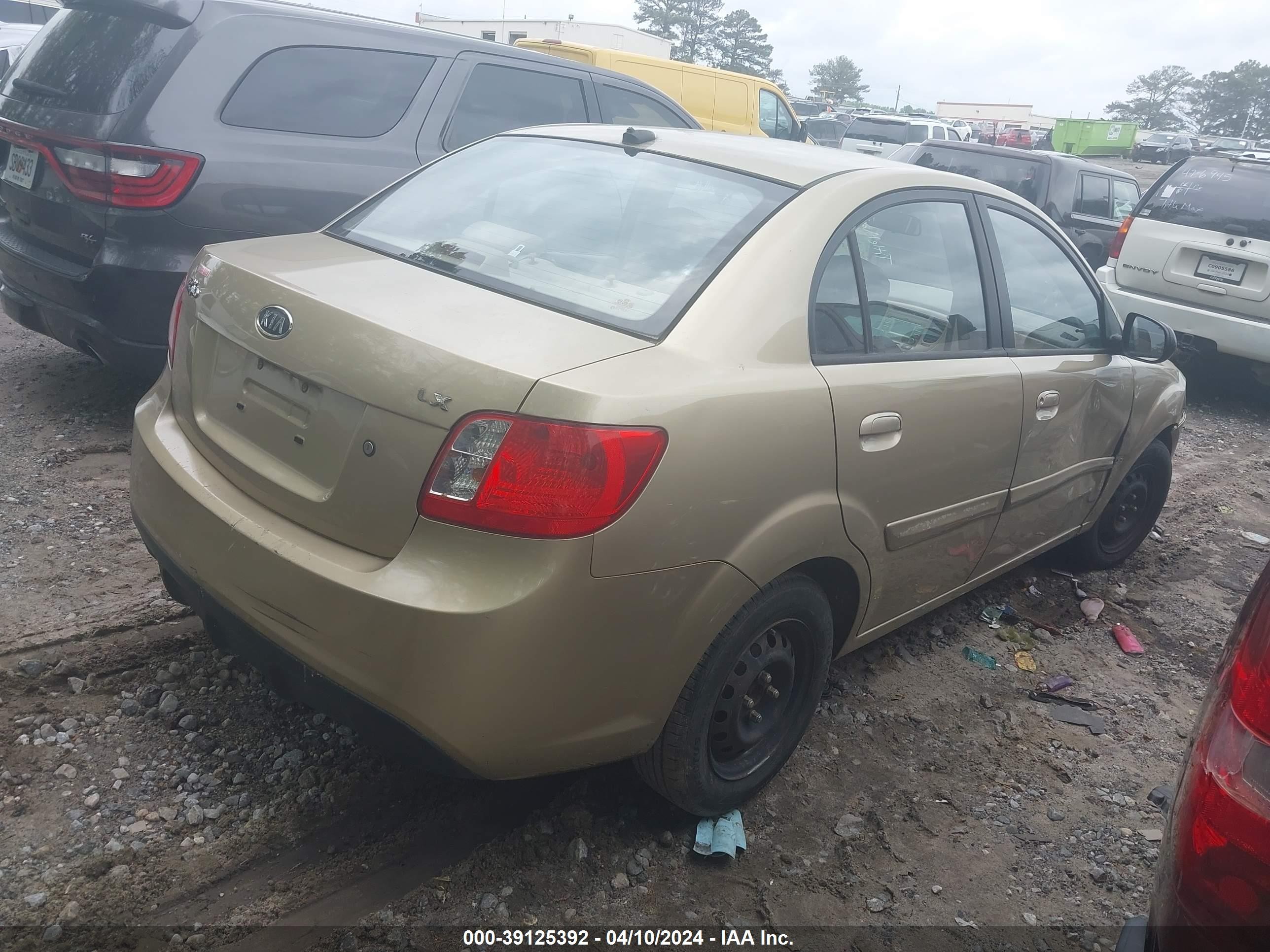 Photo 3 VIN: KNADH4A3XB6940927 - KIA RIO 