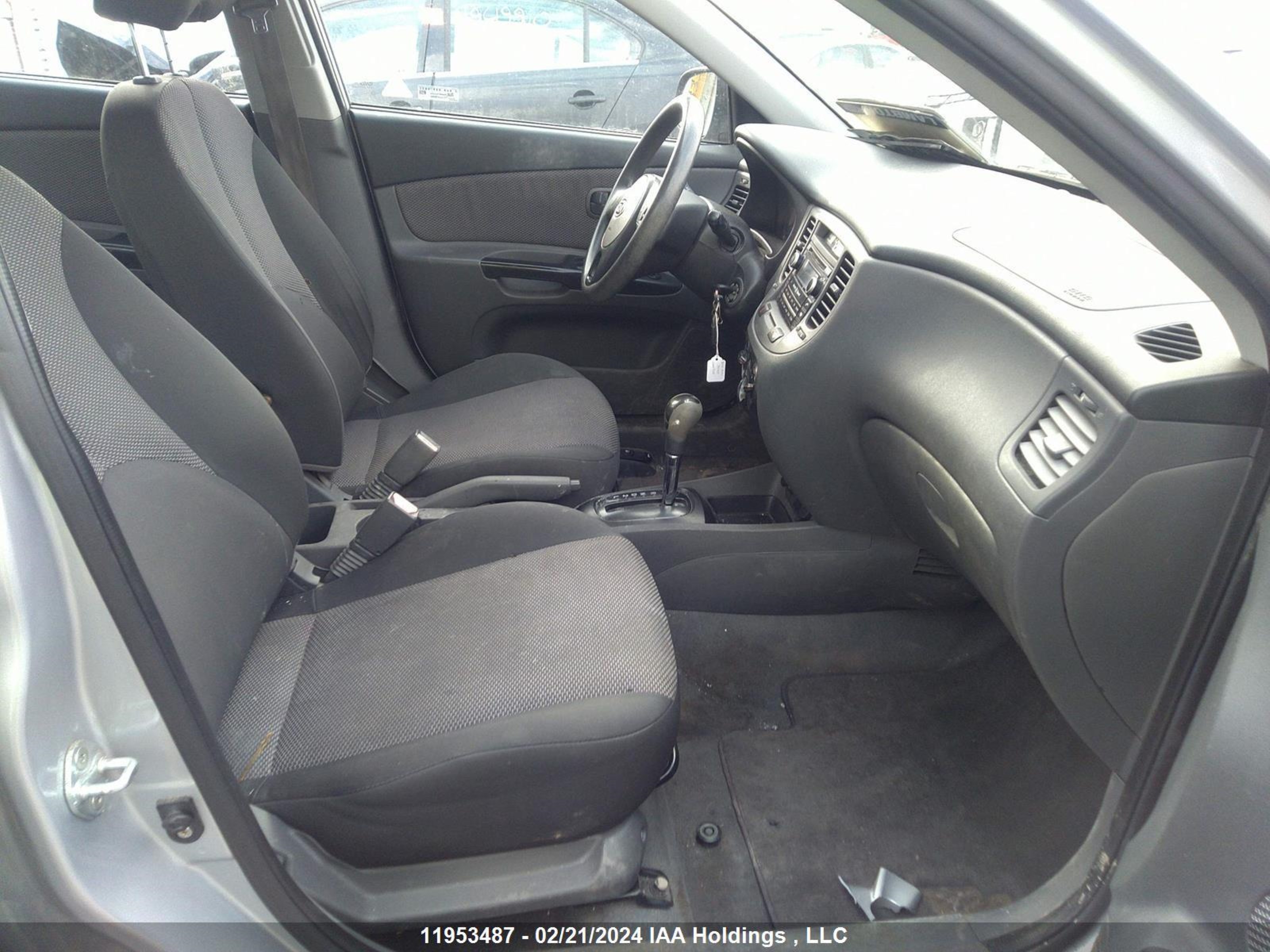 Photo 4 VIN: KNADH4B31B6848023 - KIA RIO 