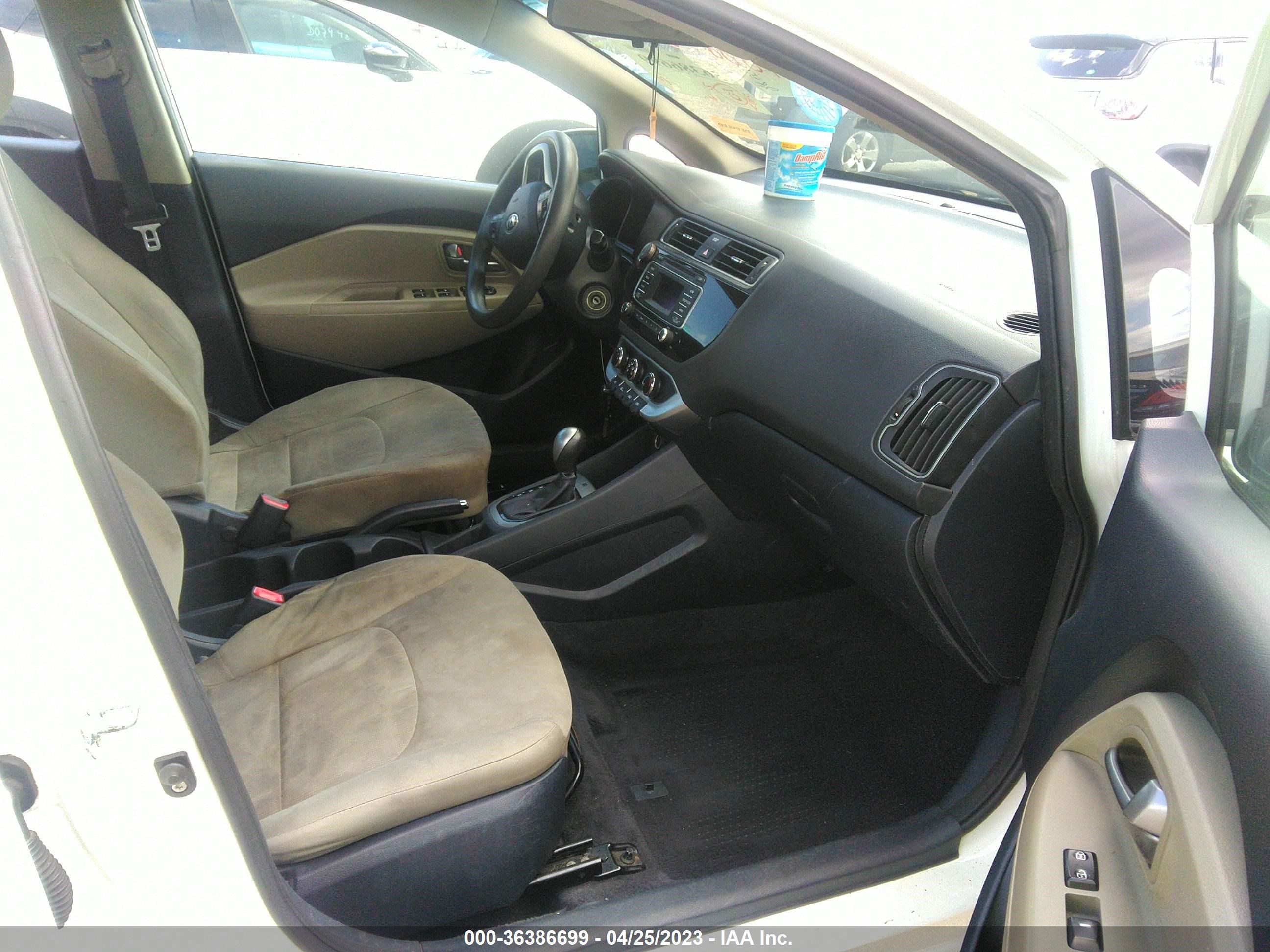 Photo 4 VIN: KNADM4A30G6545206 - KIA RIO 