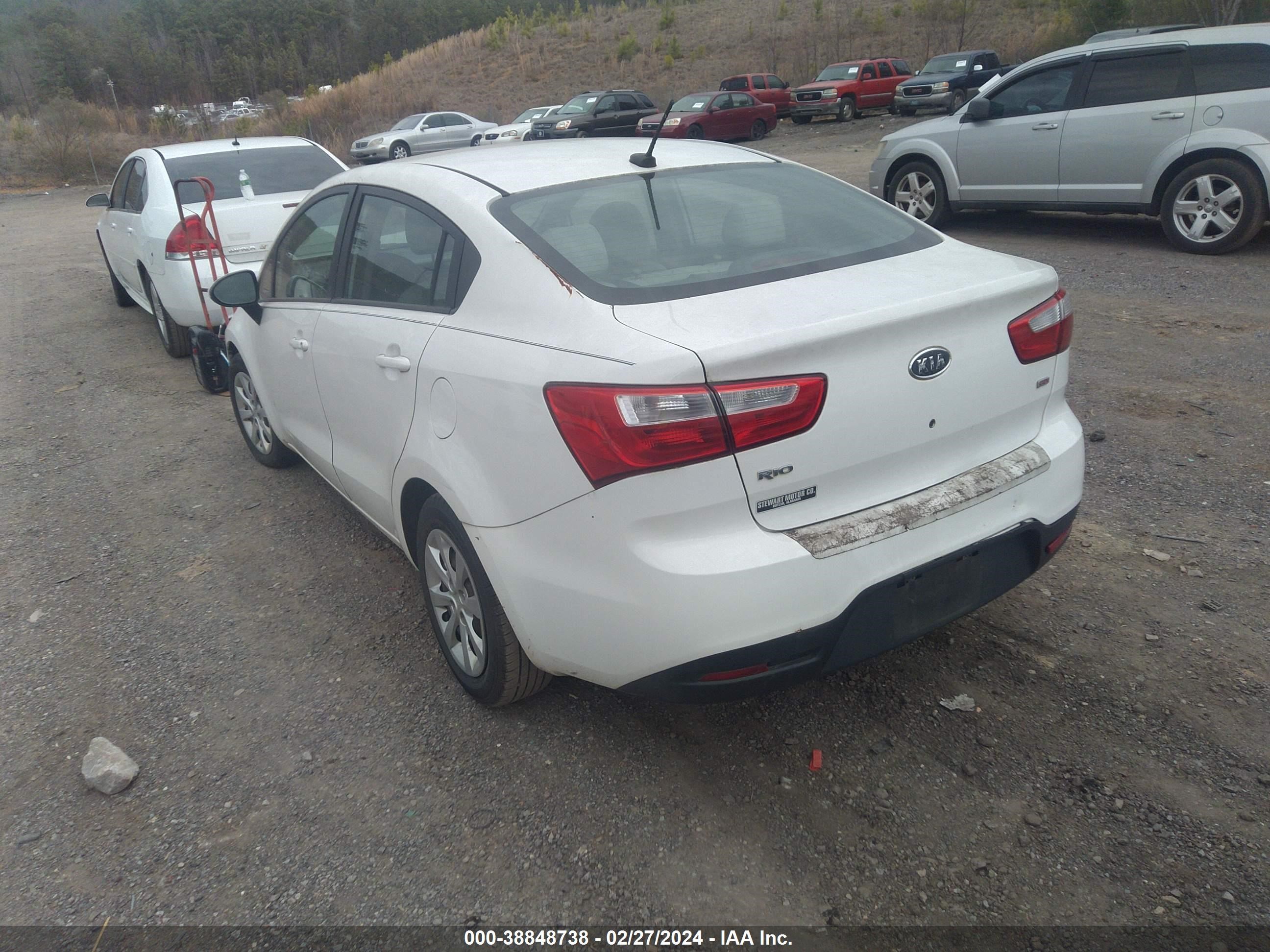 Photo 2 VIN: KNADM4A31D6125773 - KIA RIO 