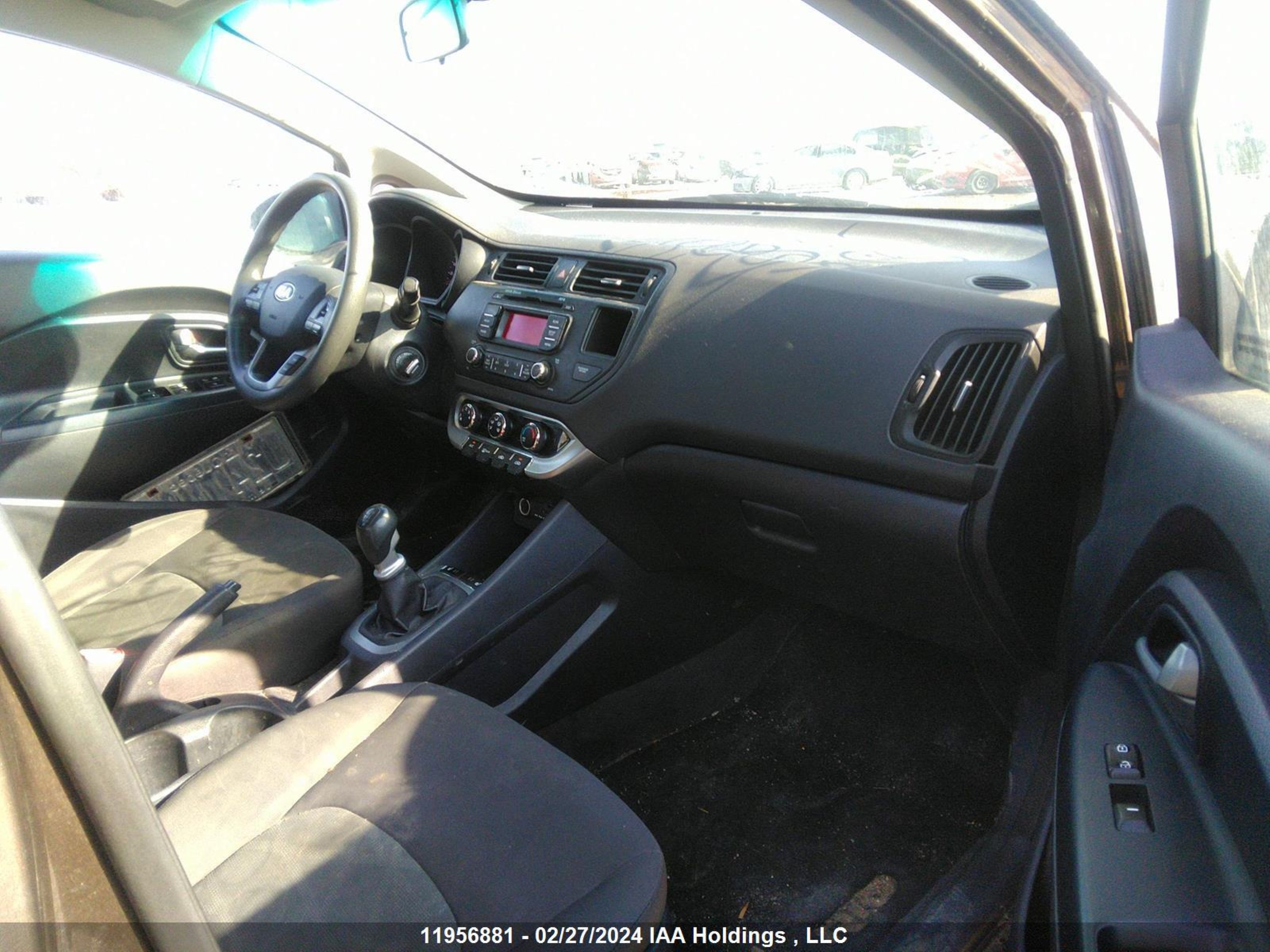 Photo 4 VIN: KNADM4A31E6347215 - KIA RIO 