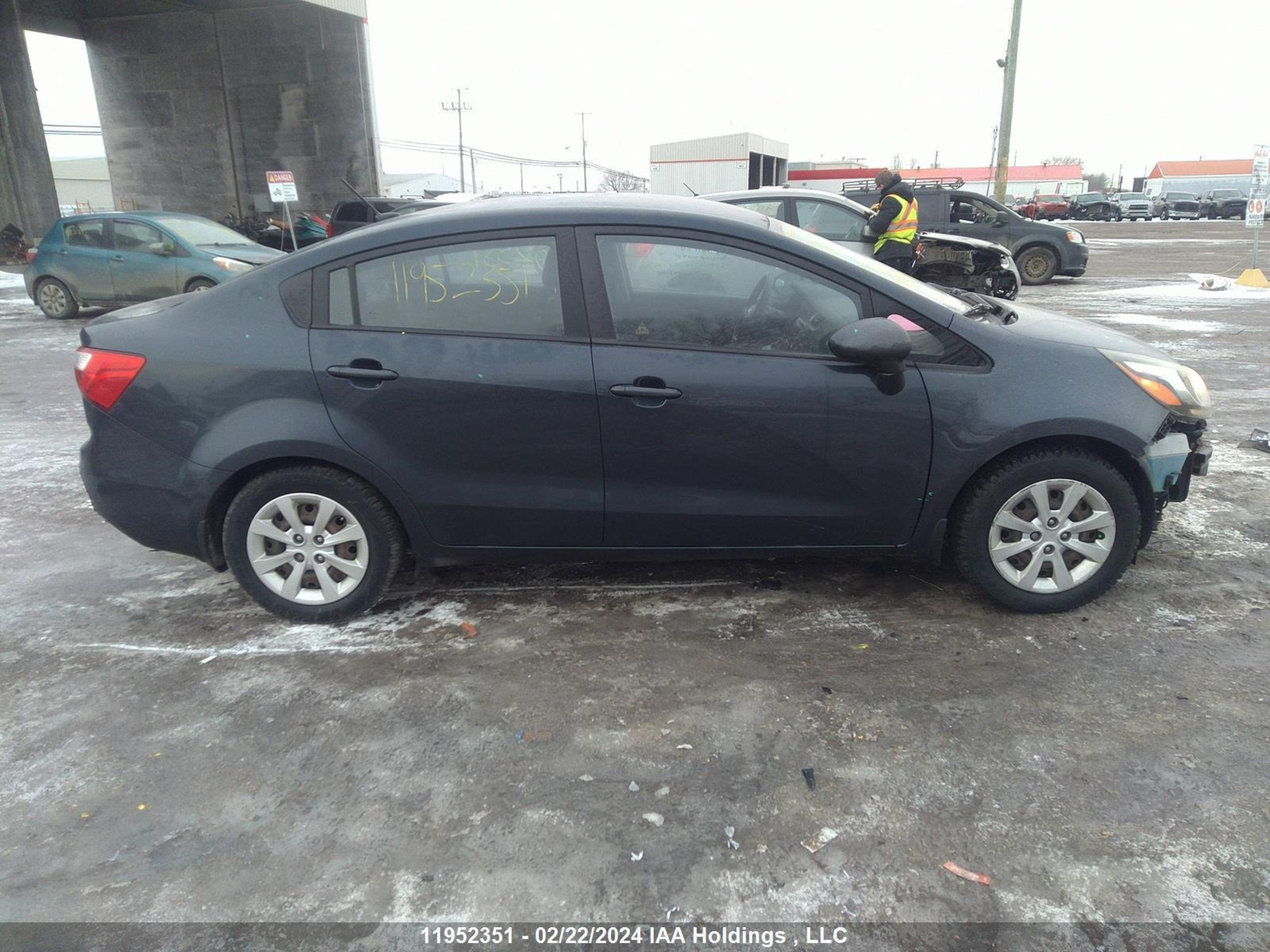 Photo 13 VIN: KNADM4A31F6495429 - KIA RIO 