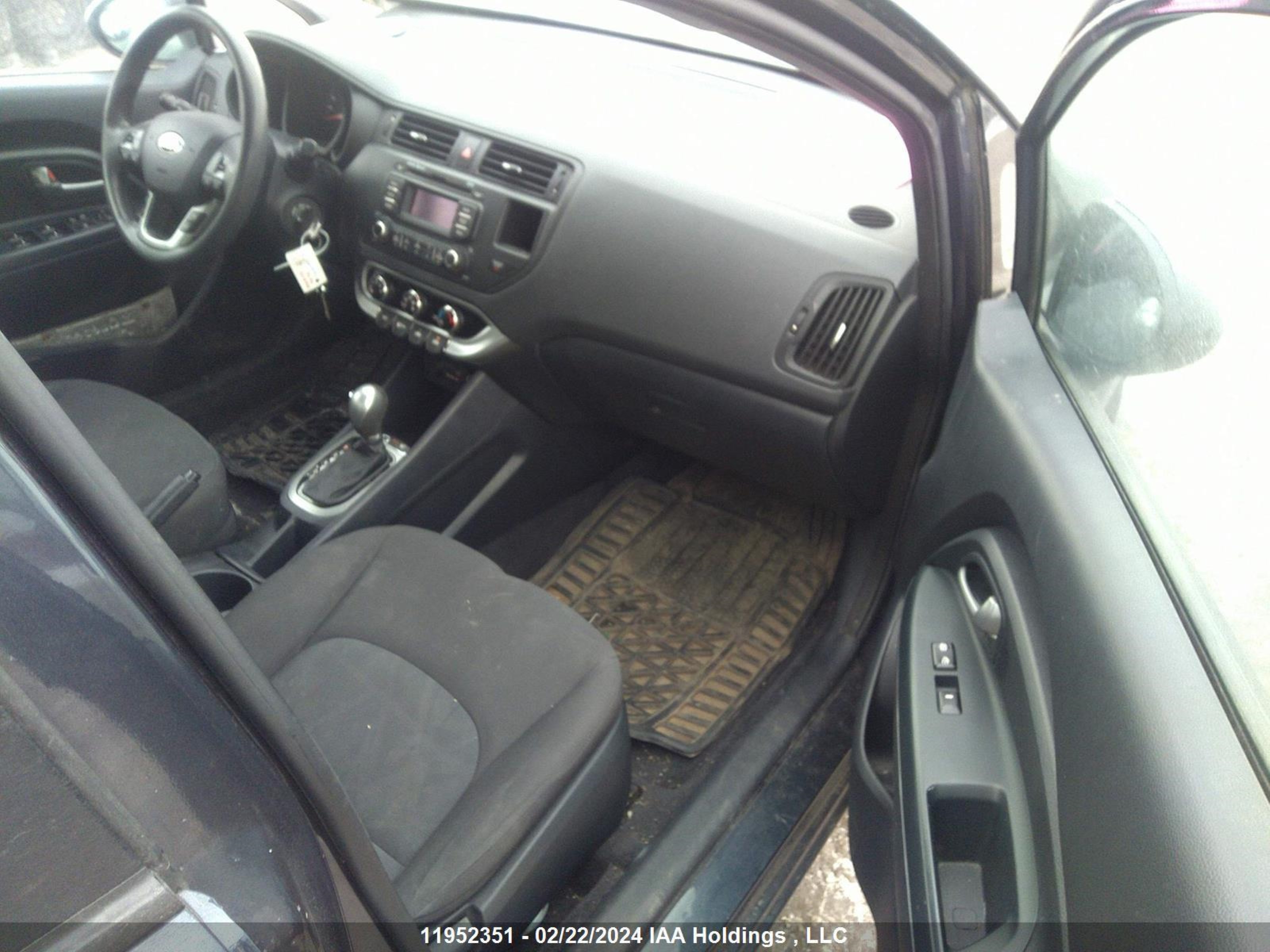 Photo 4 VIN: KNADM4A31F6495429 - KIA RIO 