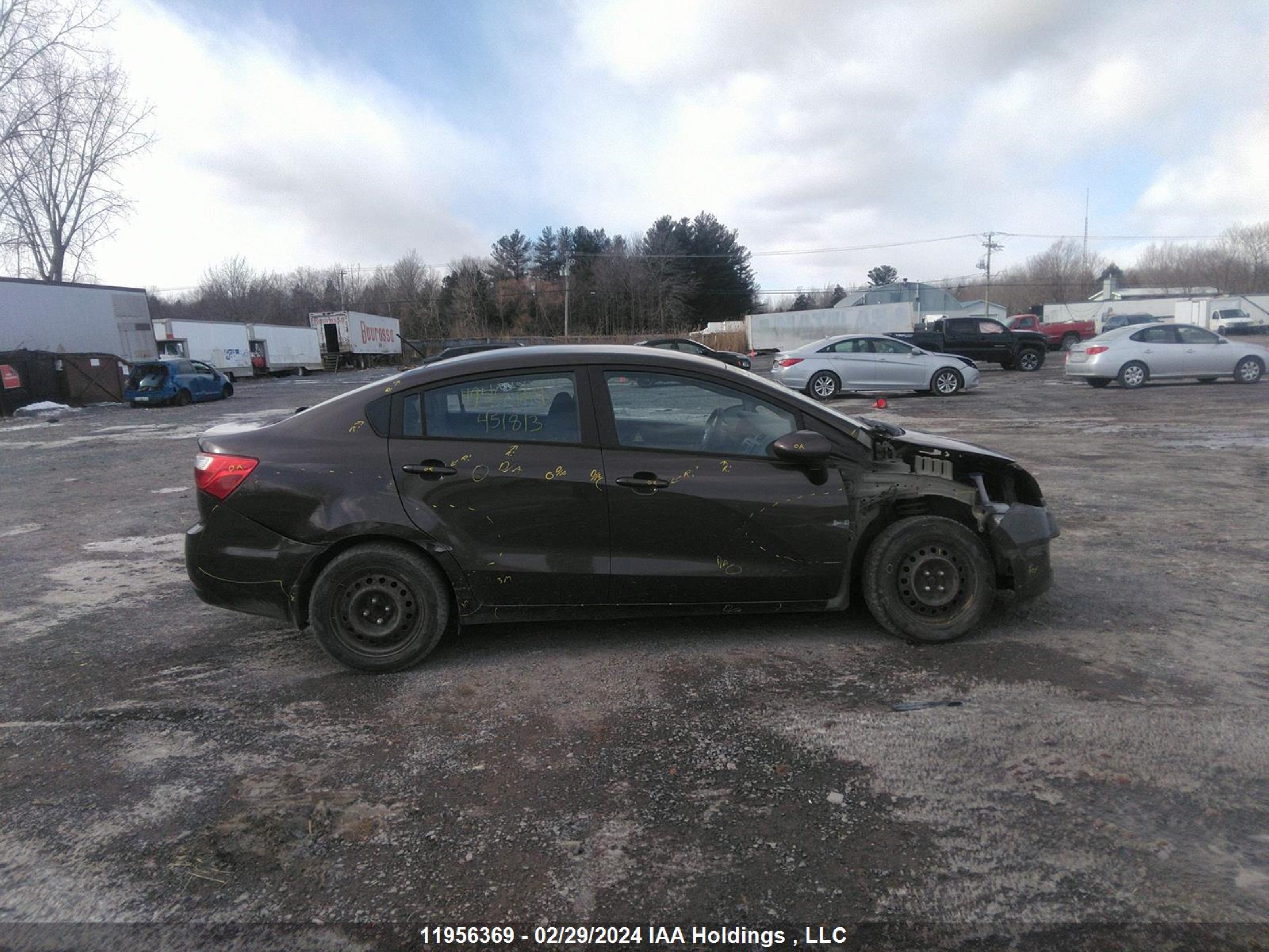 Photo 13 VIN: KNADM4A32F6451813 - KIA RIO 