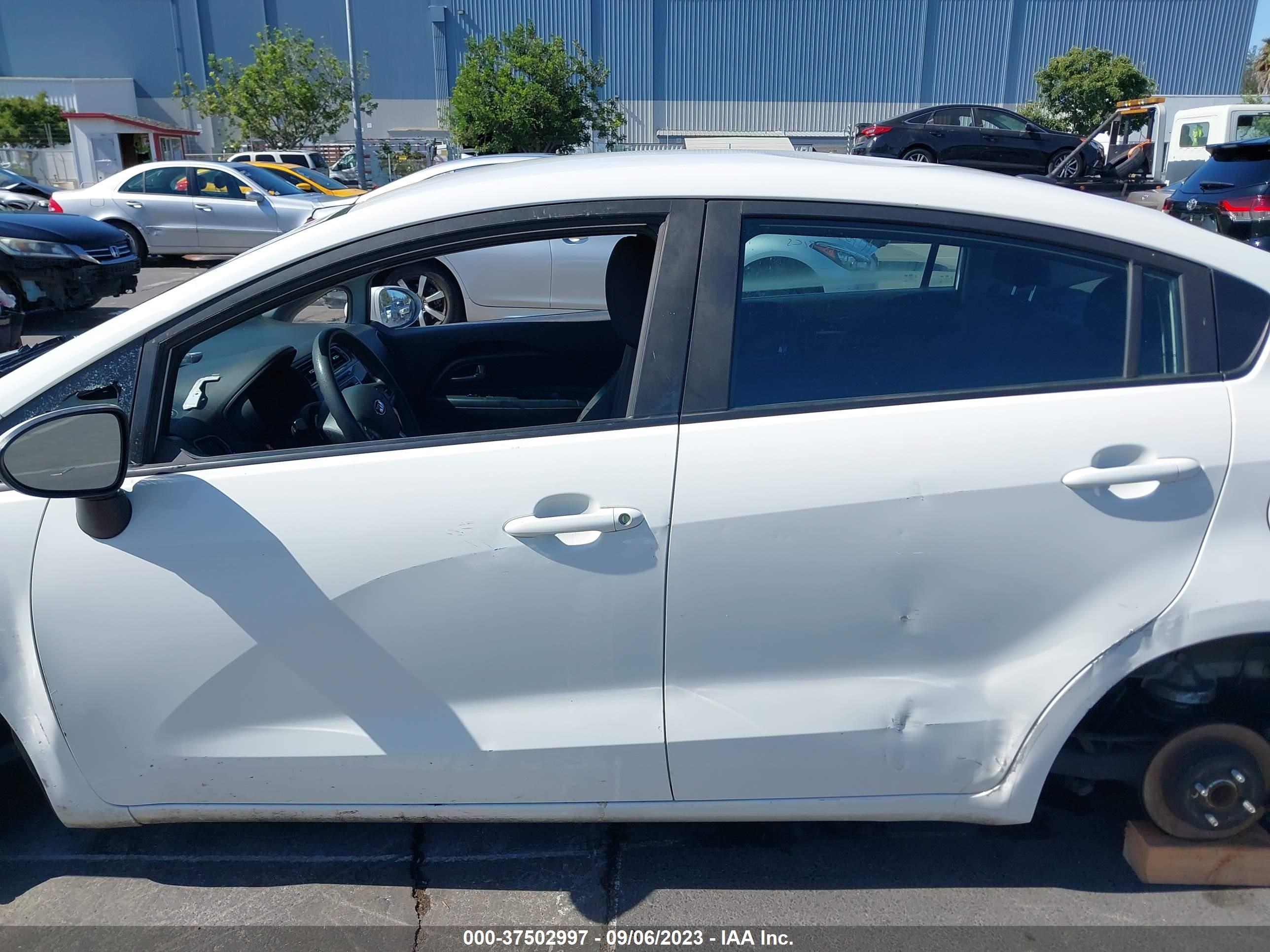 Photo 14 VIN: KNADM4A32H6027132 - KIA RIO 