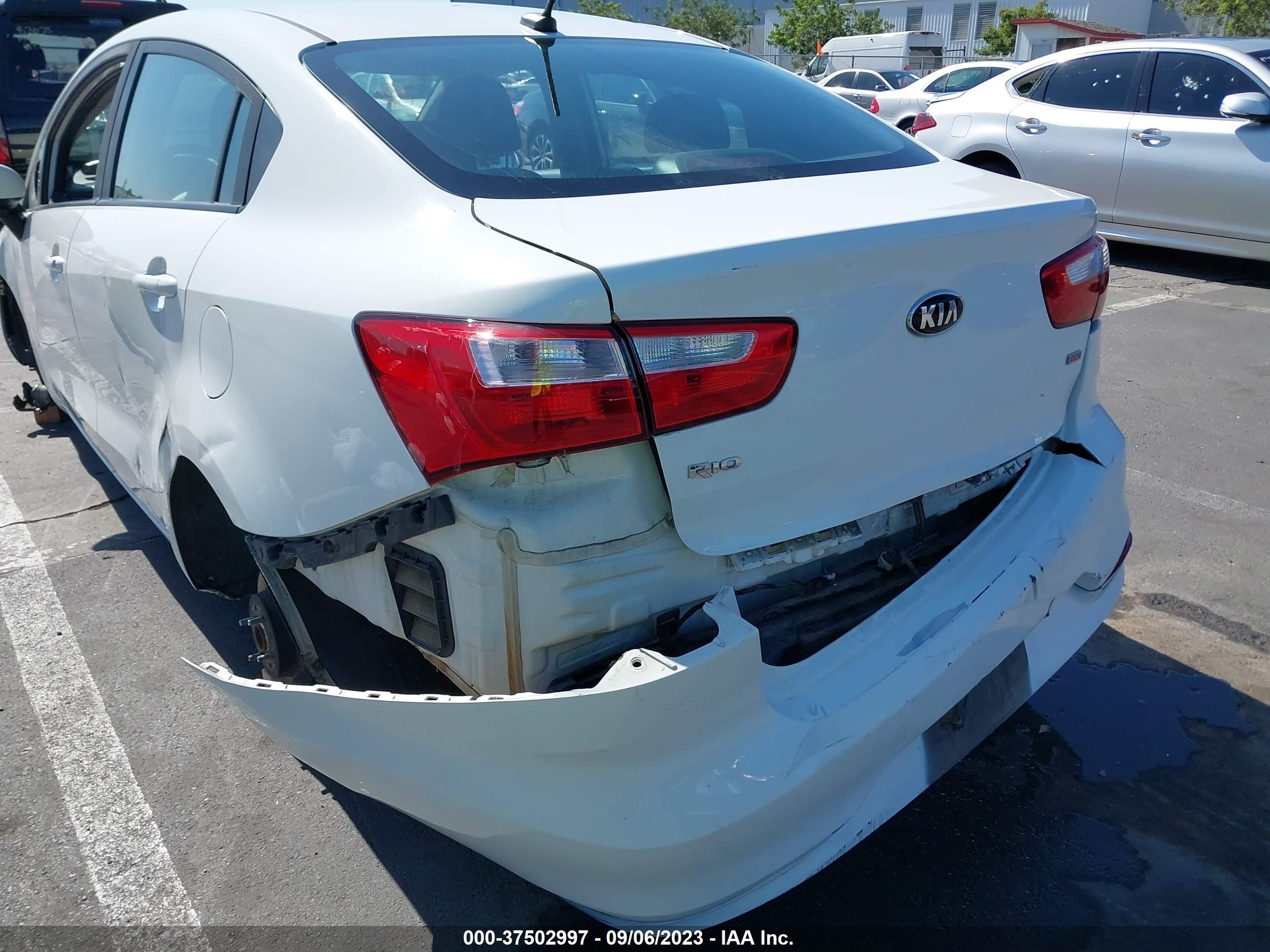 Photo 5 VIN: KNADM4A32H6027132 - KIA RIO 