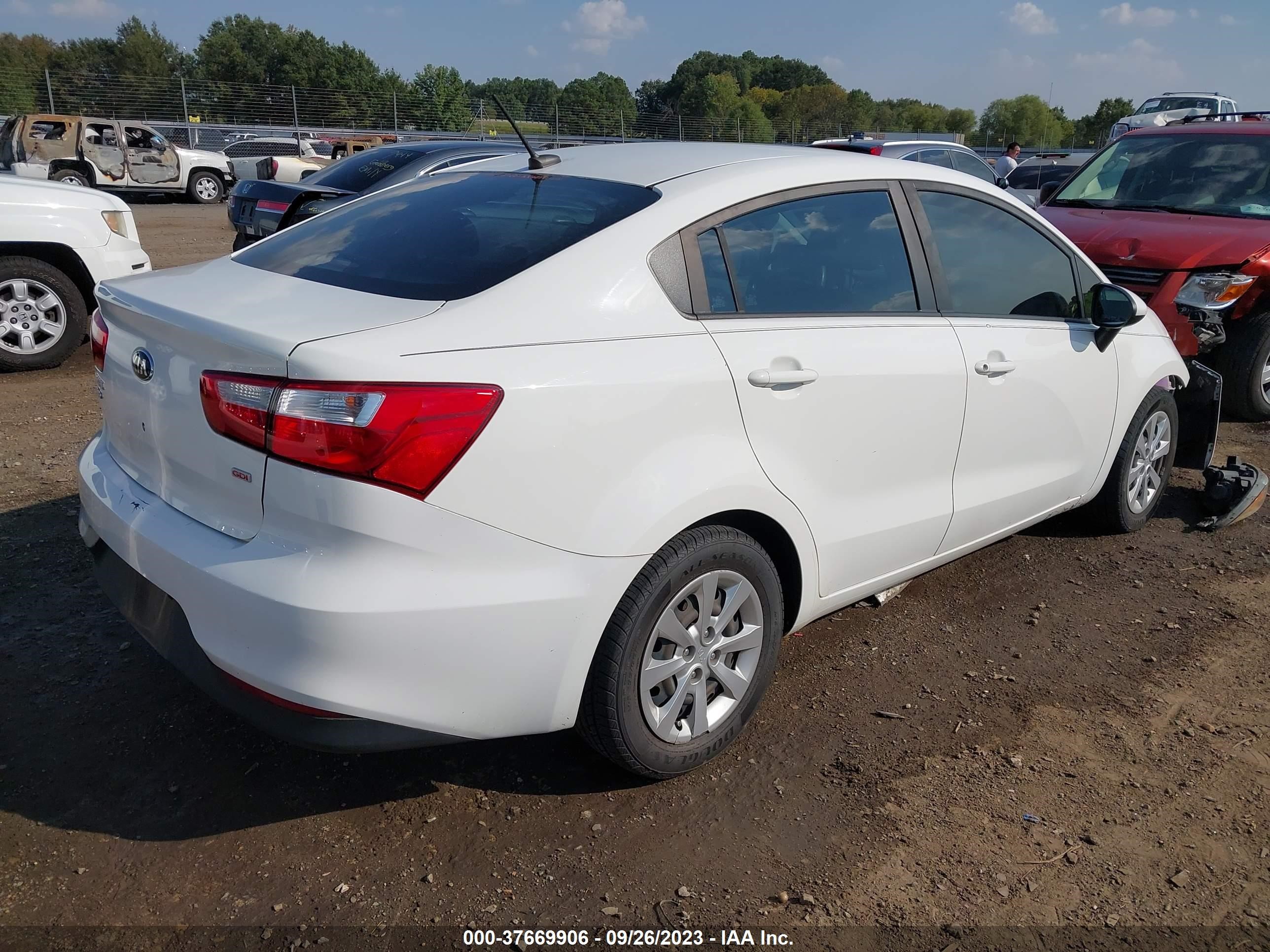 Photo 3 VIN: KNADM4A32H6050376 - KIA RIO 