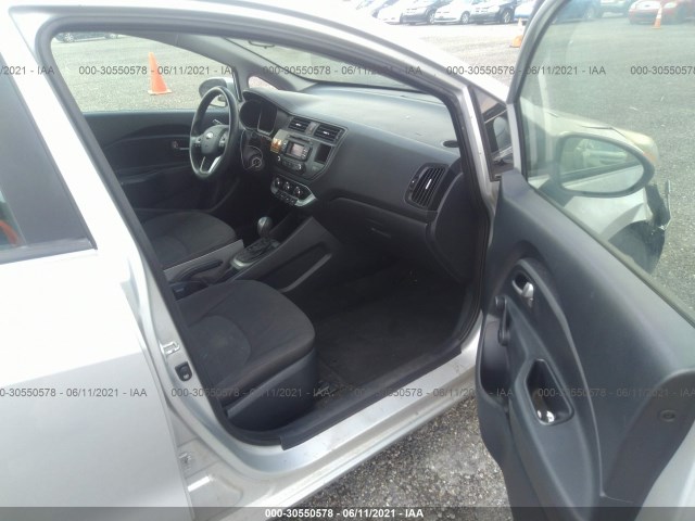 Photo 4 VIN: KNADM4A33E6385240 - KIA RIO 